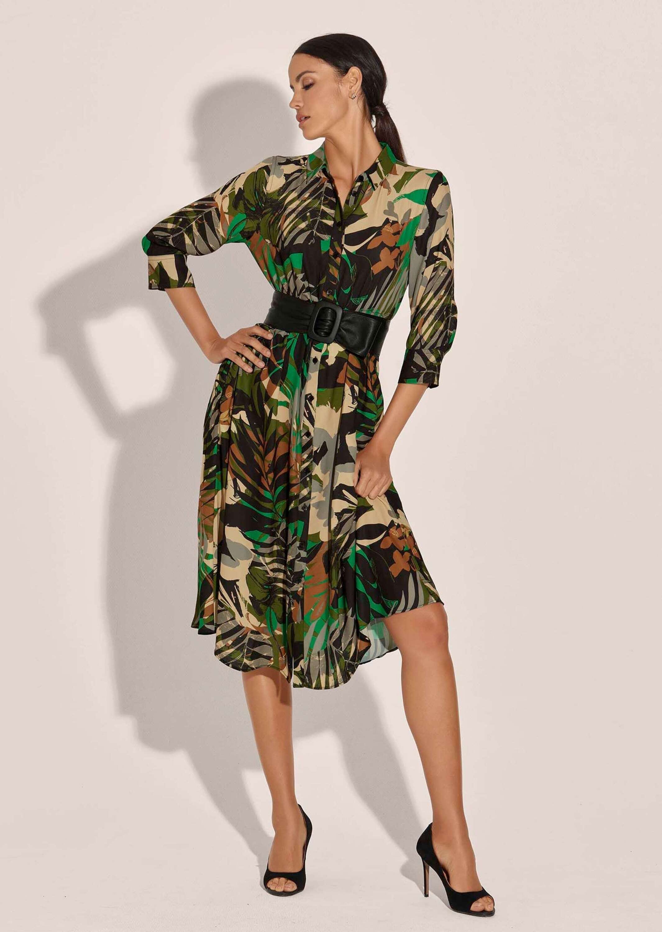 MADELEINE Midikleid »Hemdblusenkleid Modisches Sommerkleid mit Palmenprint«