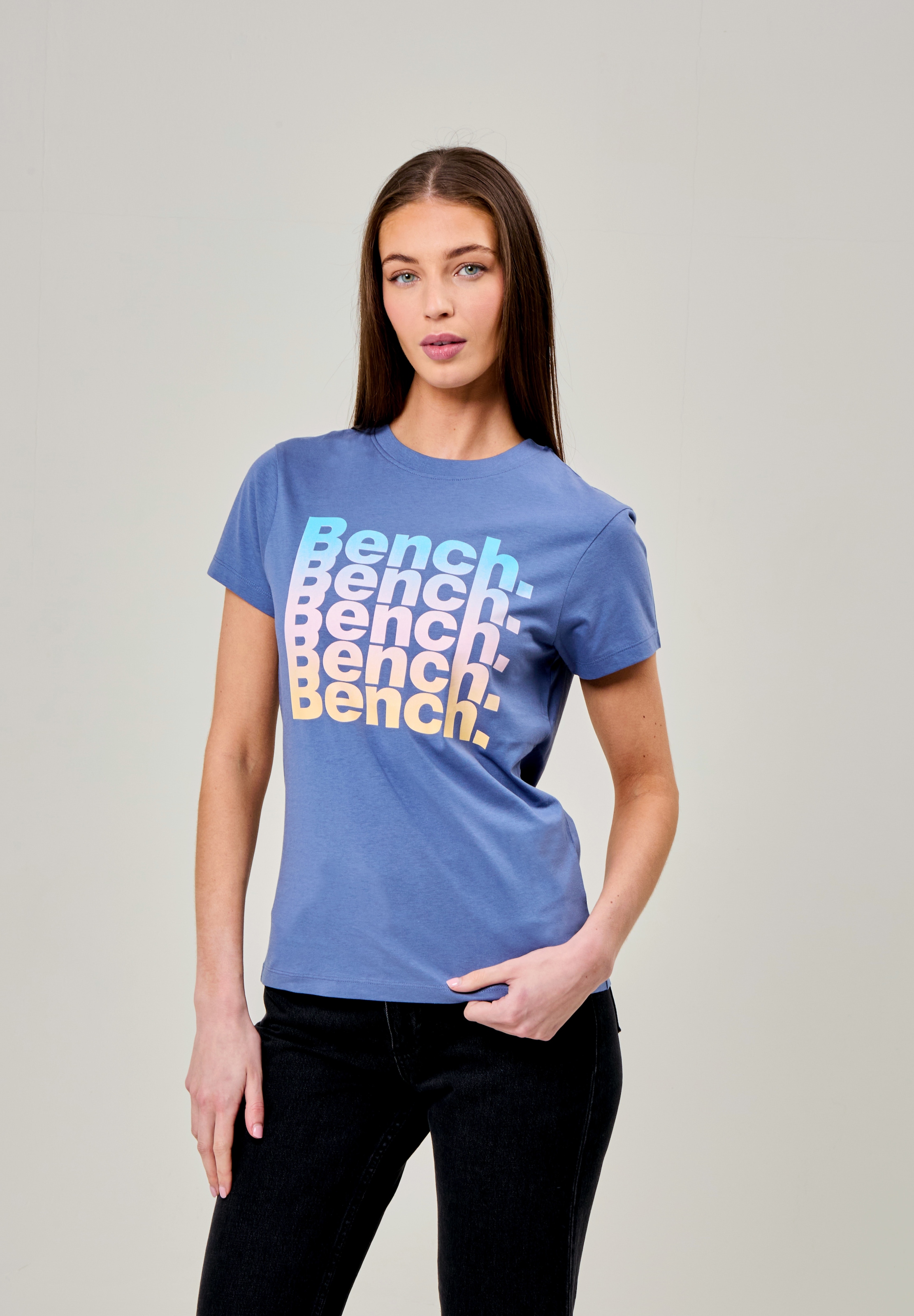 Bench. Rundhalsshirt »TRIXE«