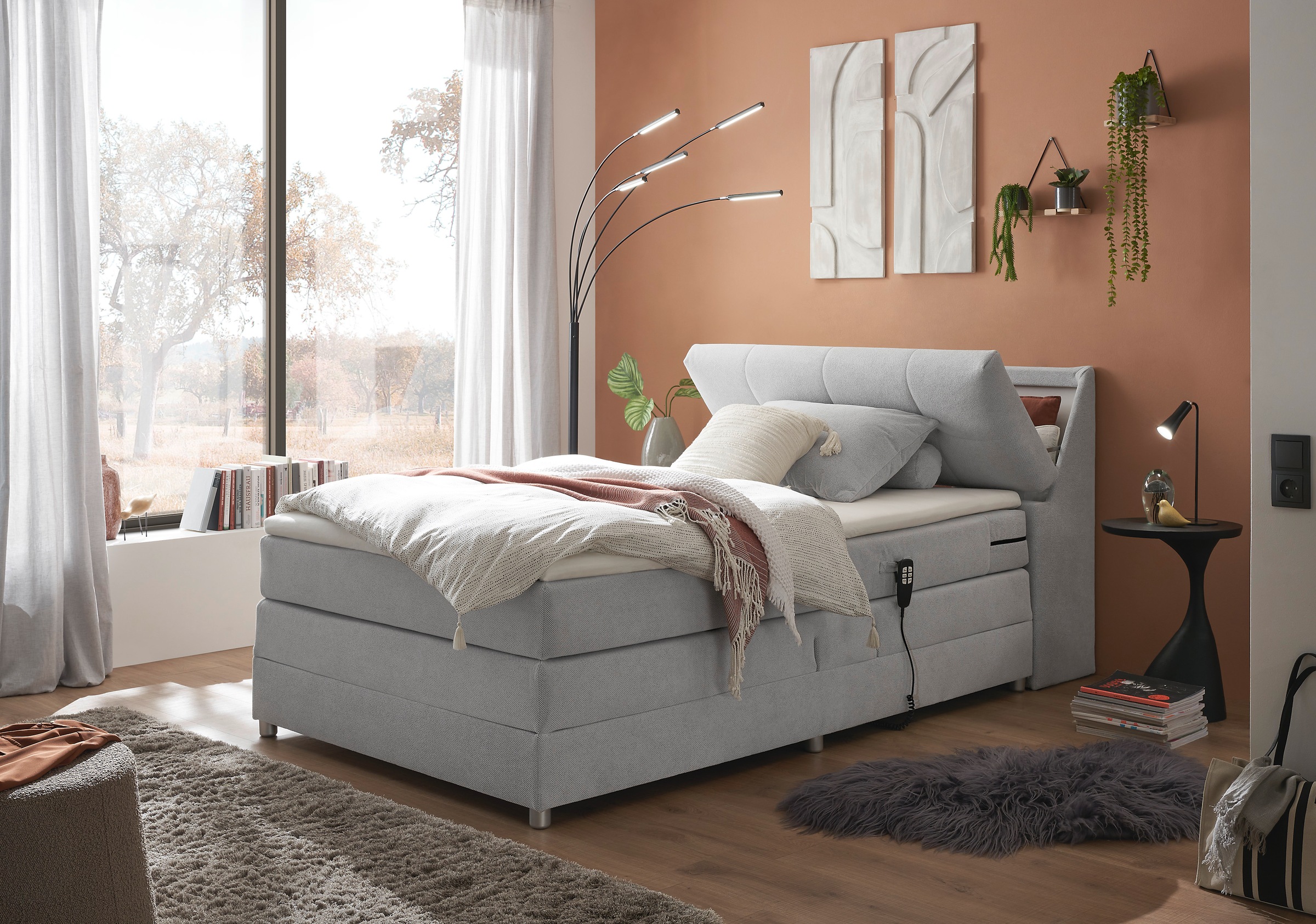 ED EXCITING DESIGN Boxspringbett »Toulouse« inkl. Motor, inkl. Stauraum im Kopfteil