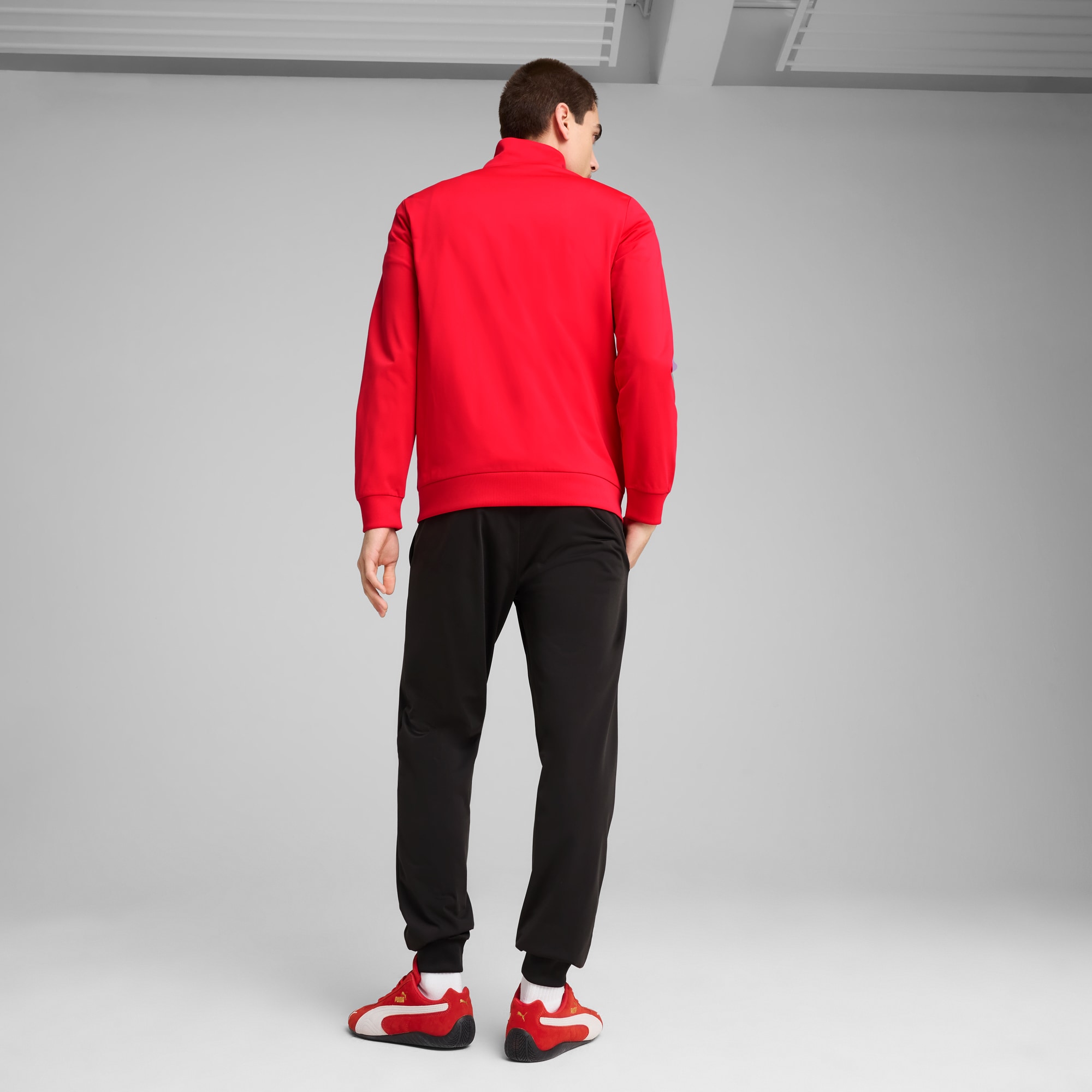 PUMA Trainingsanzug »ESS POLY SUIT CL«, (2 tlg.), Sportanzug im Casual Style