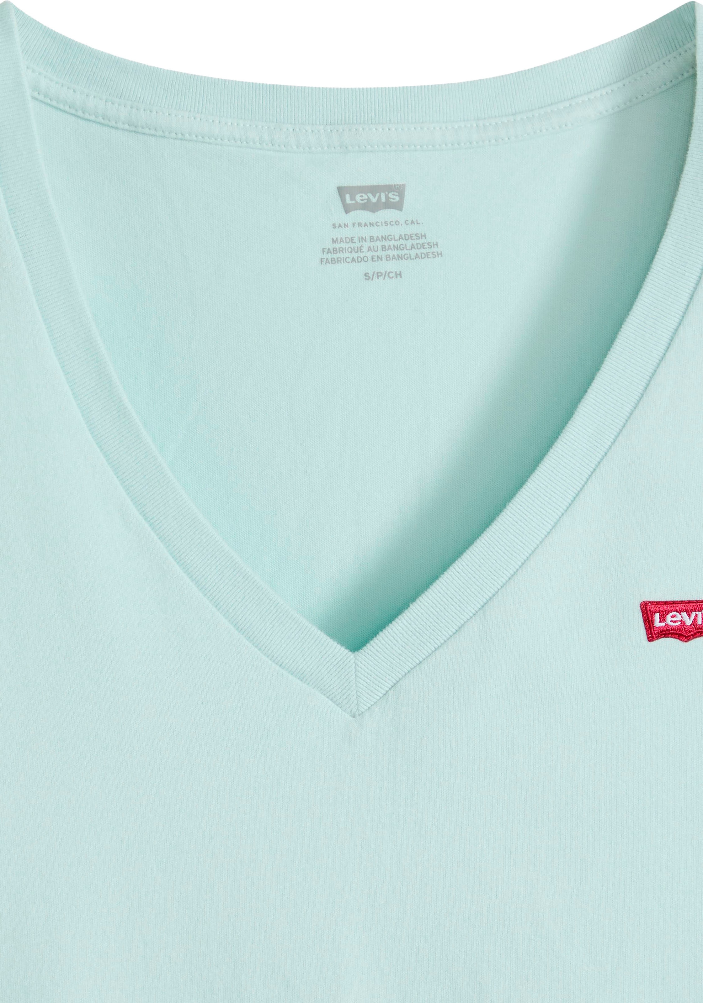Levi's® V-Shirt »Perfect Tee« mit kleinem Batwing- Logo