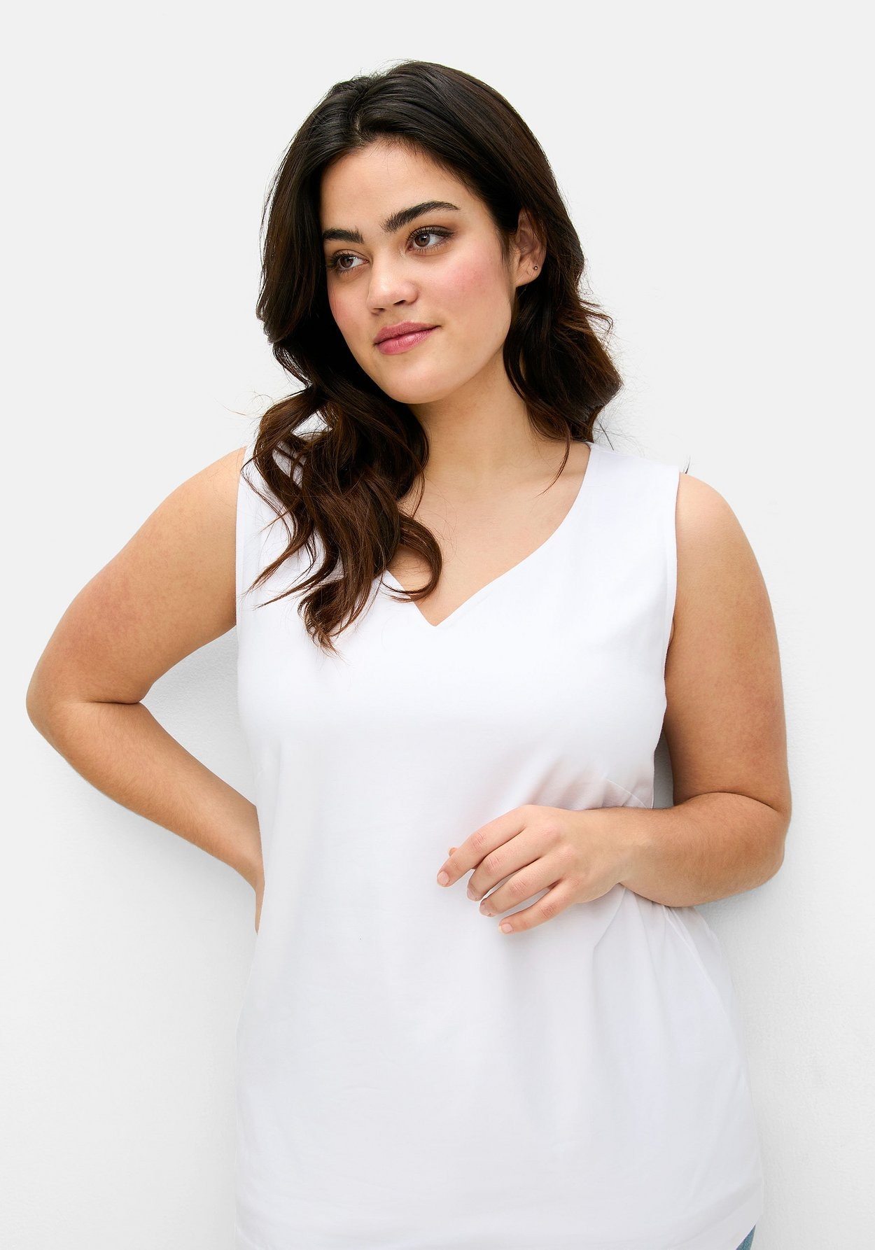 Sheego Tanktop »Doppellagiges Top mit Herzausschnitt«