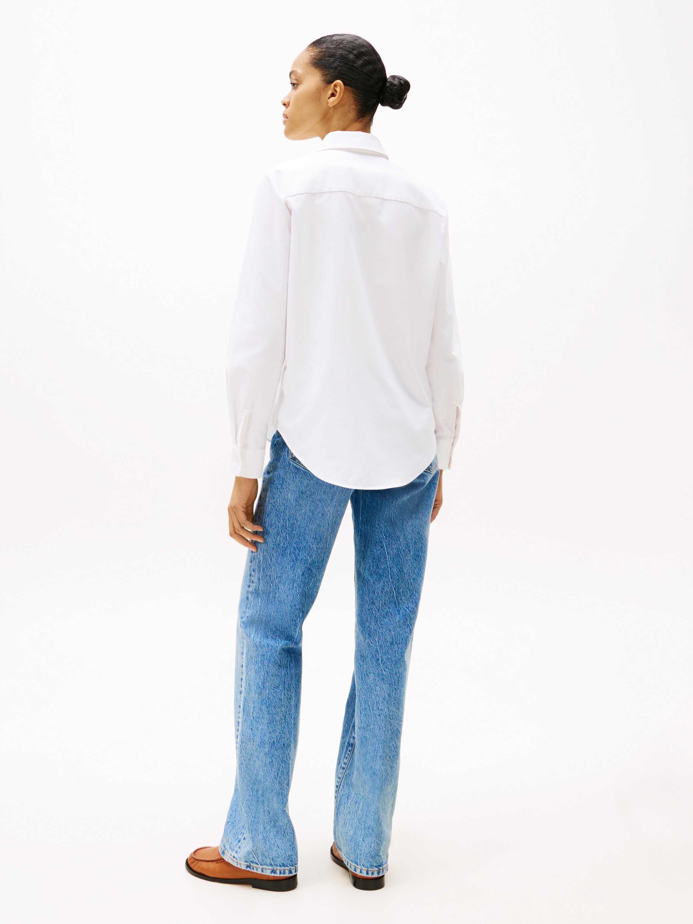 Tommy Hilfiger Hemdbluse »OXFORD RELAXED FIT SHIRT mit Hemdblusenkragen und Stickerei«, mit Streifen
