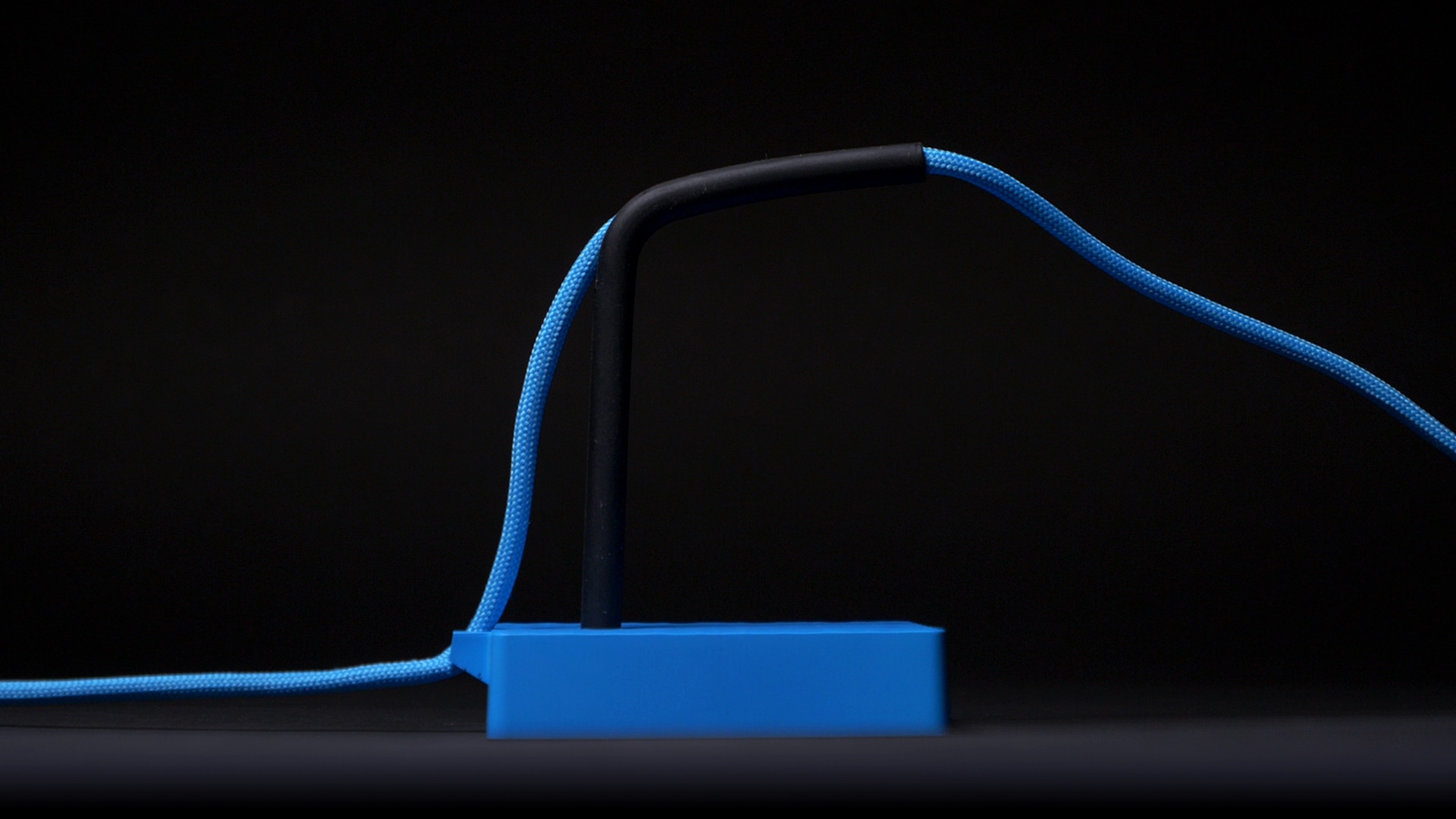 Cherry Xtrfy Mauskabelhalter »B4 Mouse Bungee«, Flexibler Silikonarm