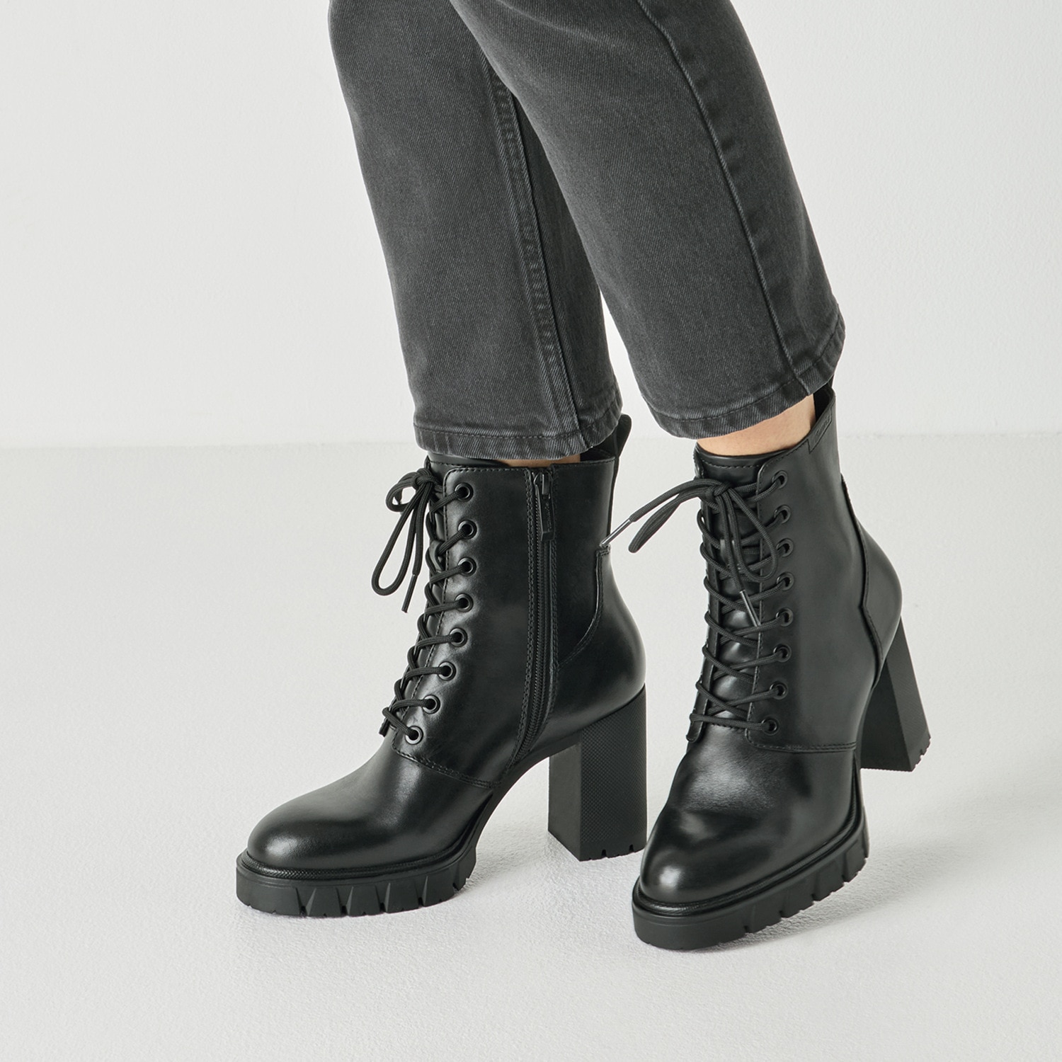 Tamaris Schnürstiefelette  Blockabsatz, Schnürboots mit Ziernähten