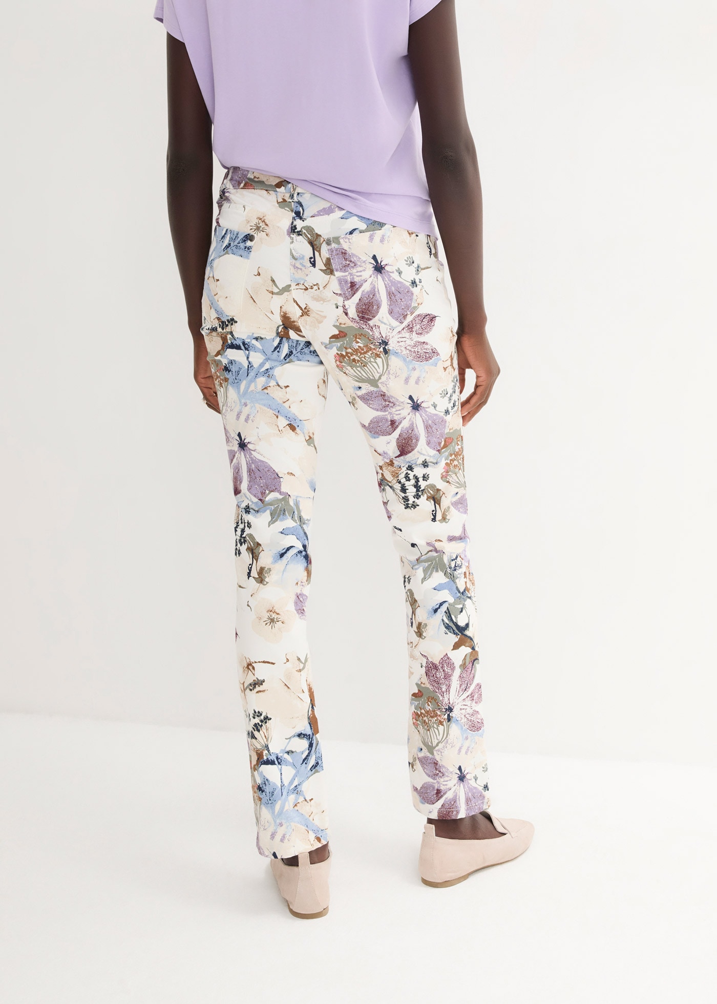 bonprix Stretch-Hose  aus elastischem Material, reguläre Passform, eleganter Stil