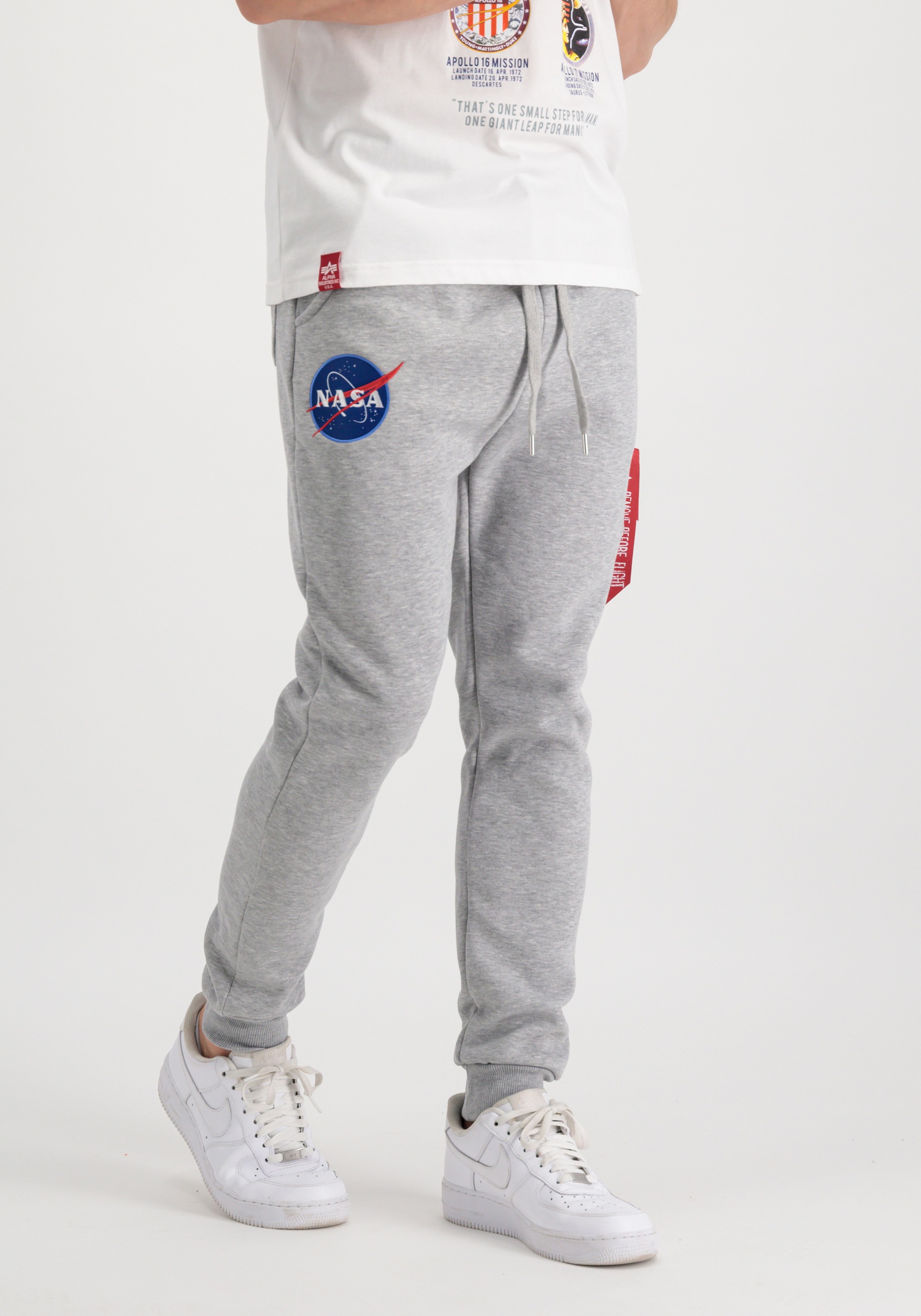 Alpha Industries Jogginghose »Alpha Industries Men - Jogger NASA Cargo Sweat Jogger«