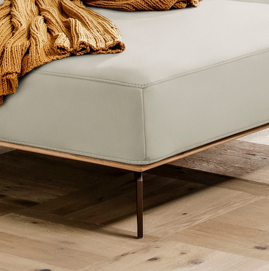 W.SCHILLIG Ecksofa »run, Designsofa mit tollem Sitzkomfort, bequem, L-Form«, mit Holzsockel, Füße in Bronze pulverbeschichtet, Breite 279 cm