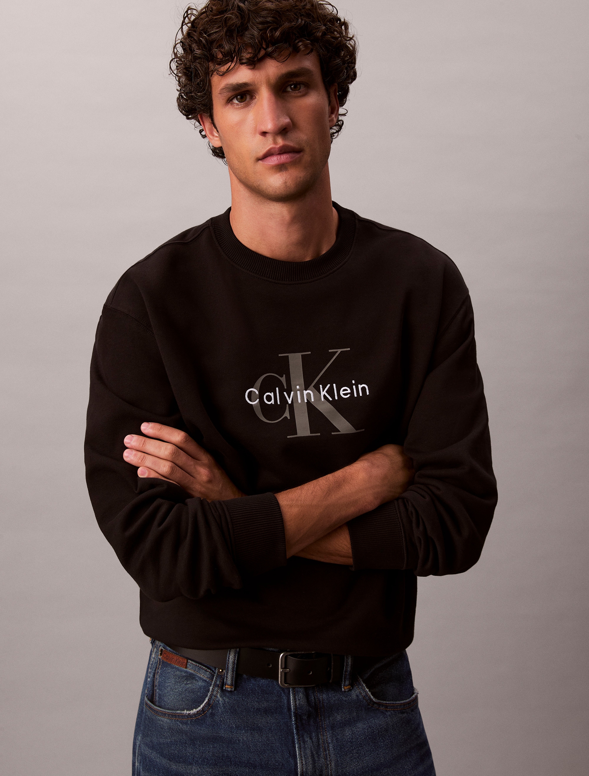 Calvin Klein Jeans Sweatshirt »LS EU 350TERRY MONOLOGO CN SWTSH«, Rundhalsausschnitt, regular fit
