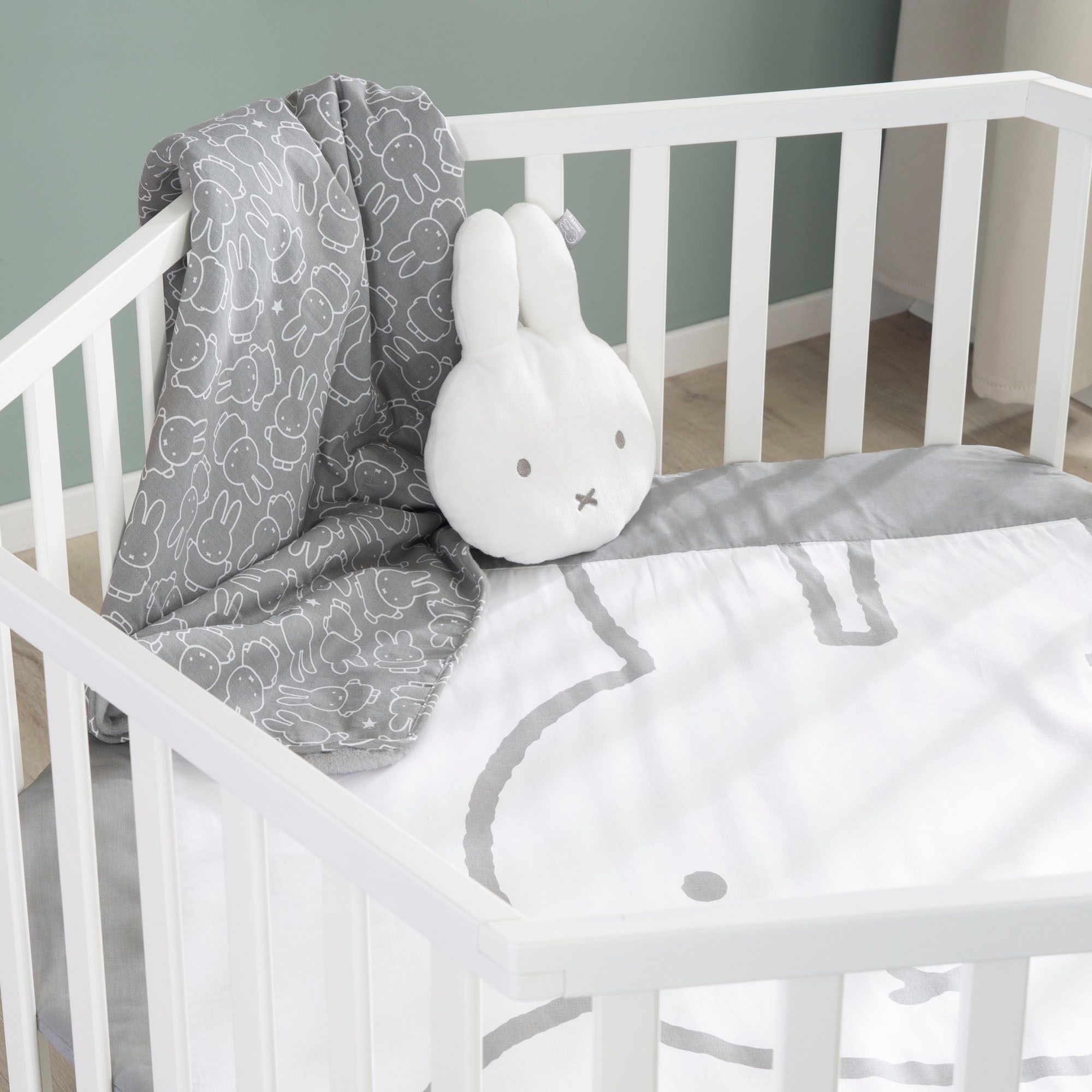 roba® Laufgitter »miffy®, weiß, 6-eckig«, bis 15 kg, mit Stoffeinlage