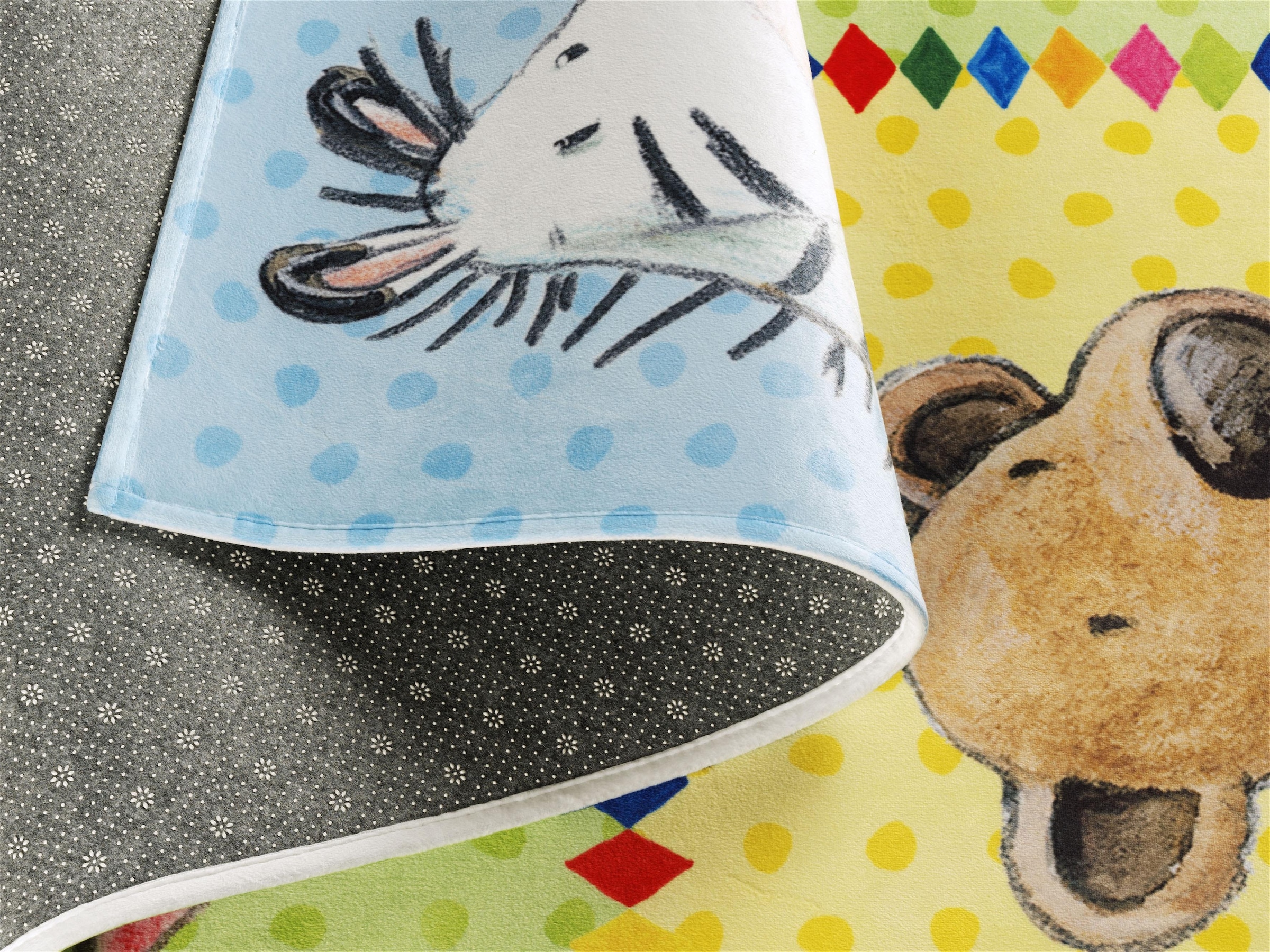 Die Lieben Sieben Kinderteppich »LS-213«, rechteckig, 6 mm Höhe, Stoff Druck, Patchwork Design, Motiv Tiere, weiche Microfaser