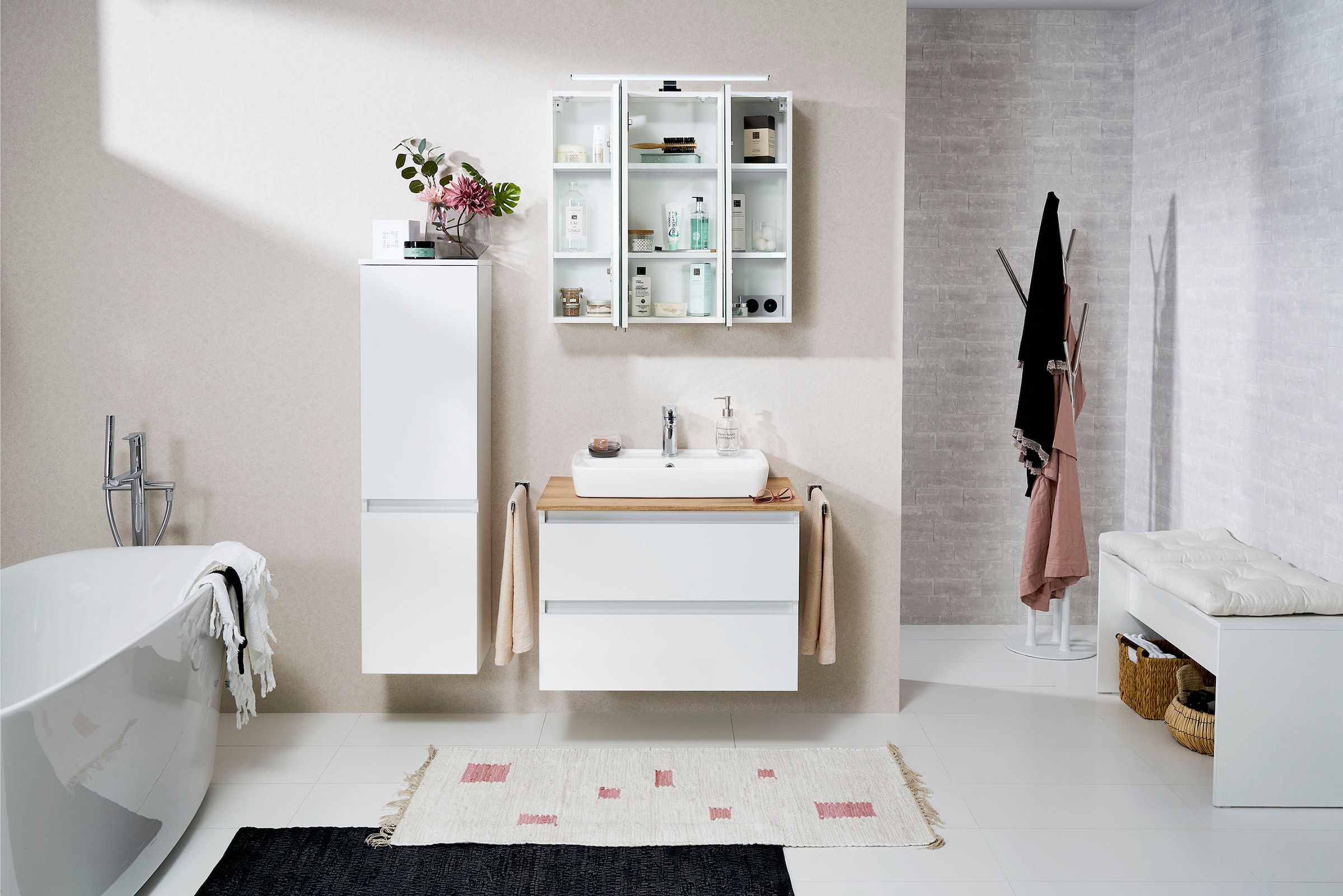 Saphir Midischrank »Quickset 360 Badschrank in Weiß Glanz mit 2 Türen, 3 Glas-Einlegeböden«, inkl. Türdämpfer, 35 cm breit, 124,5 cm hoch, grifflos, wandhängend