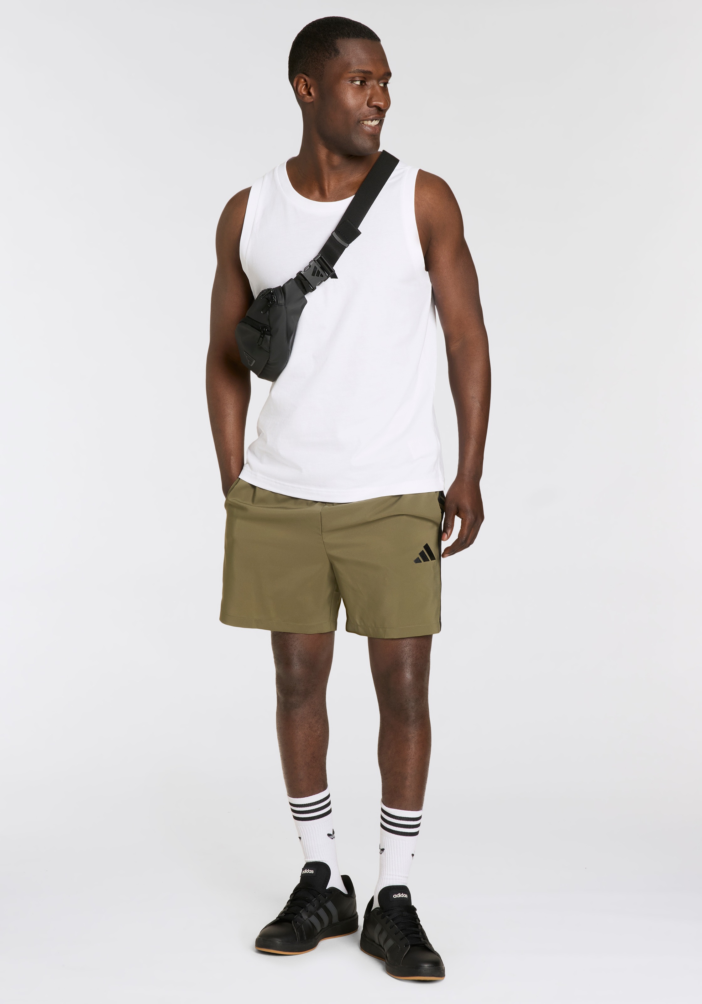 adidas Sportswear Shorts »M 3S CHELSEA B«, (1 tlg.), kurze Trainingsshorts