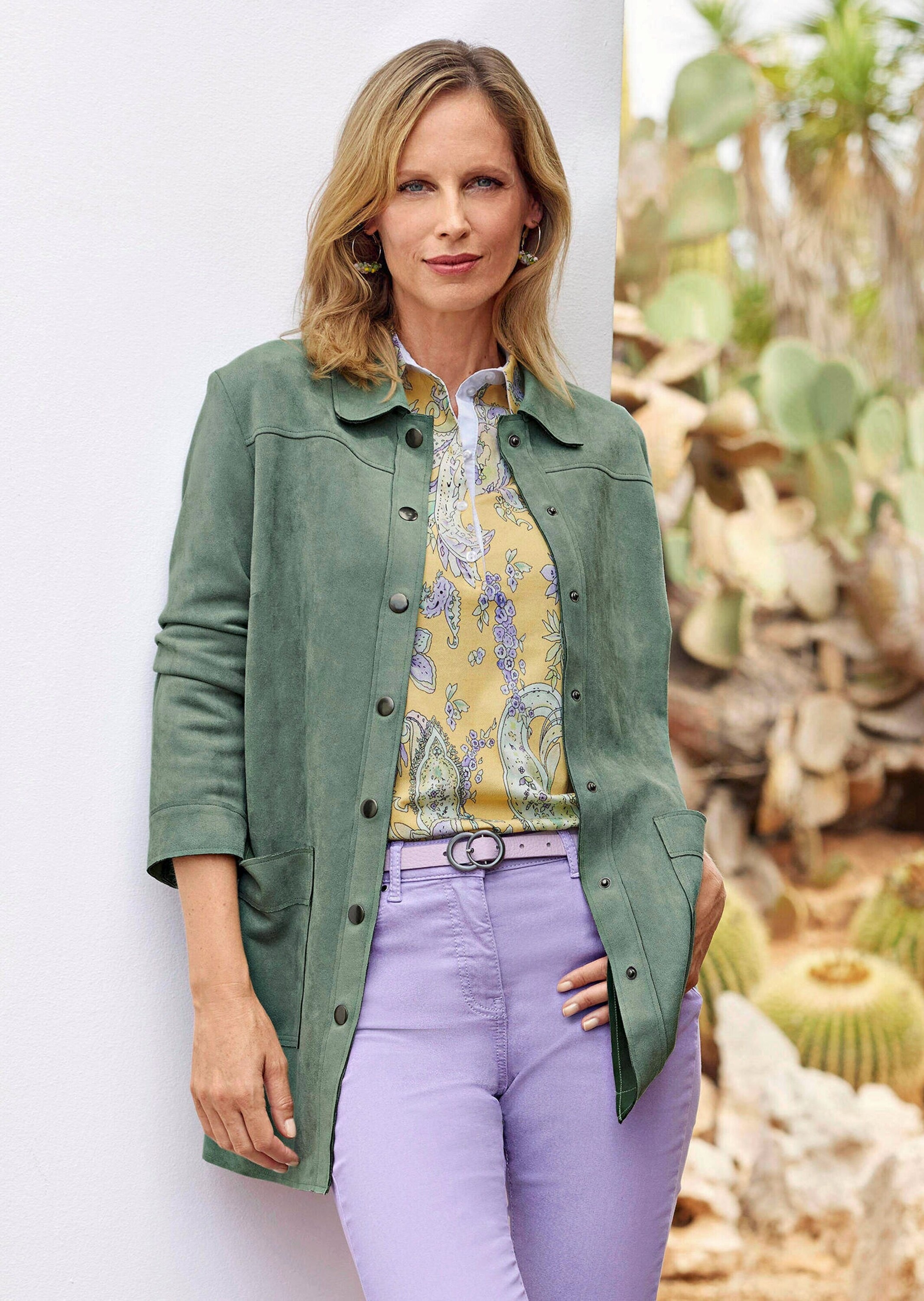 GOLDNER Kurzjacke »Kurzgröße Outdoorjacke aus Veloursimitat in Grün«