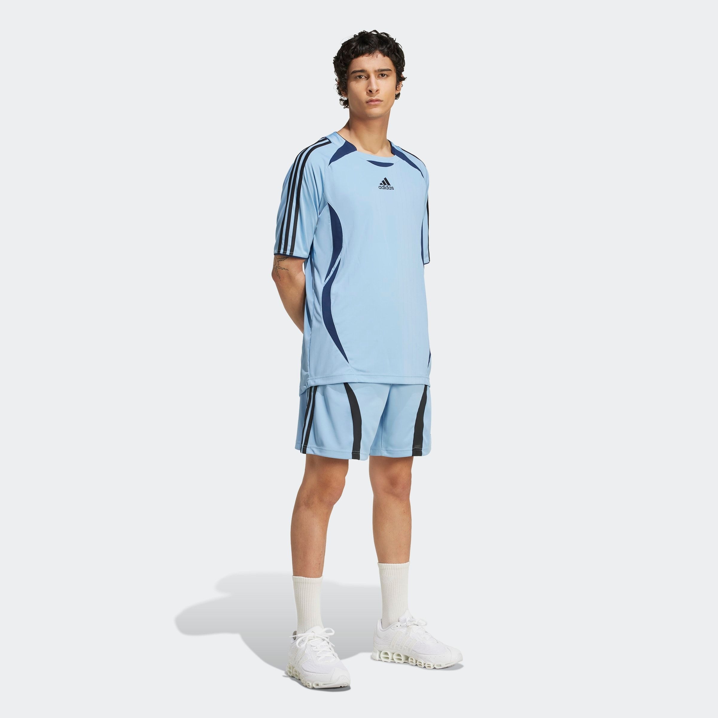 adidas Originals Shorts »TEAMGEIST ADICOLOR«  aus weichem Doppelstrick, Obermaterial aus Polyester