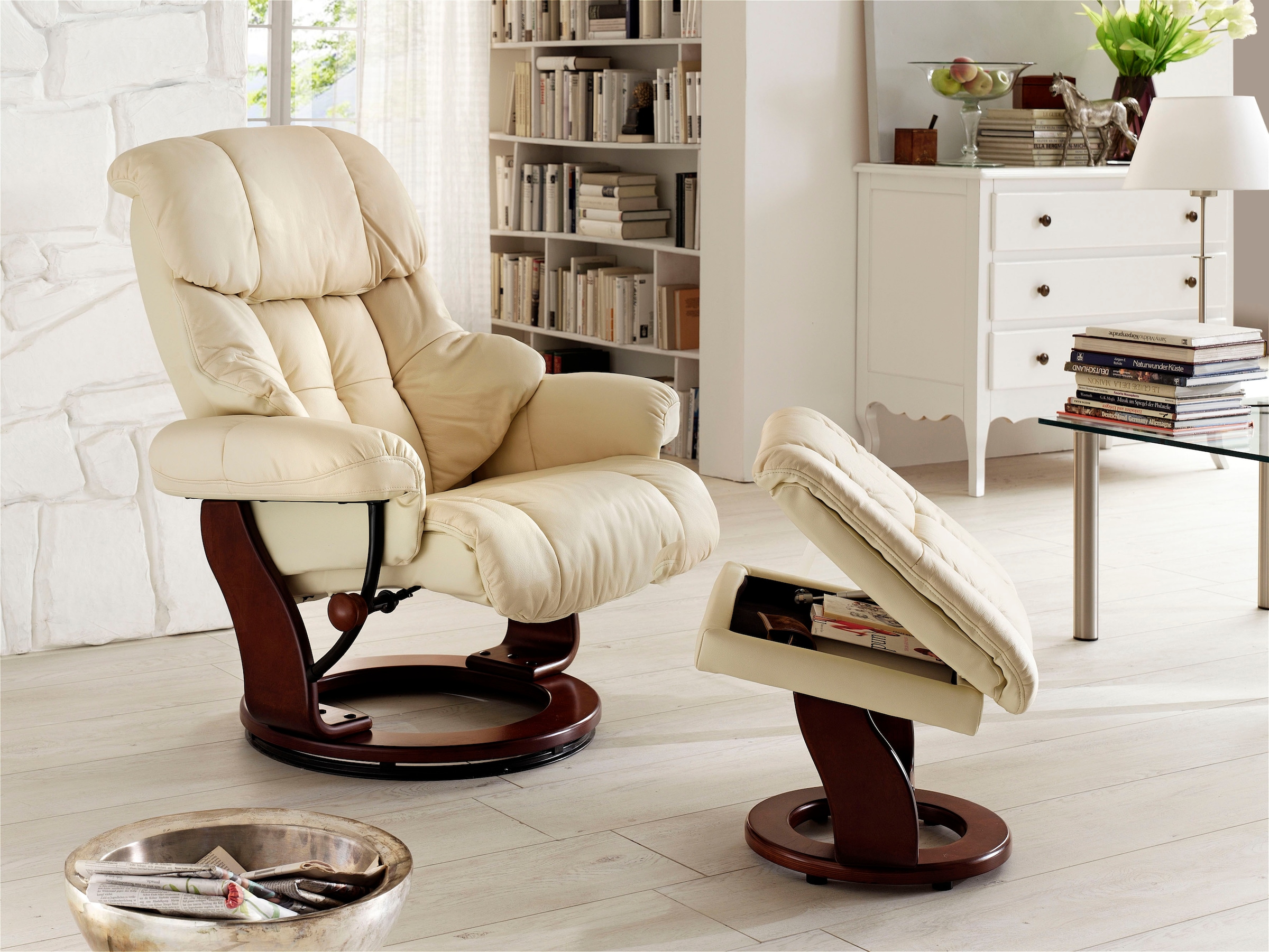 MCA furniture Relaxsessel »Calgary«, Fernsehsessel 360°drehbar inkl. Hocker mit Lederbezug