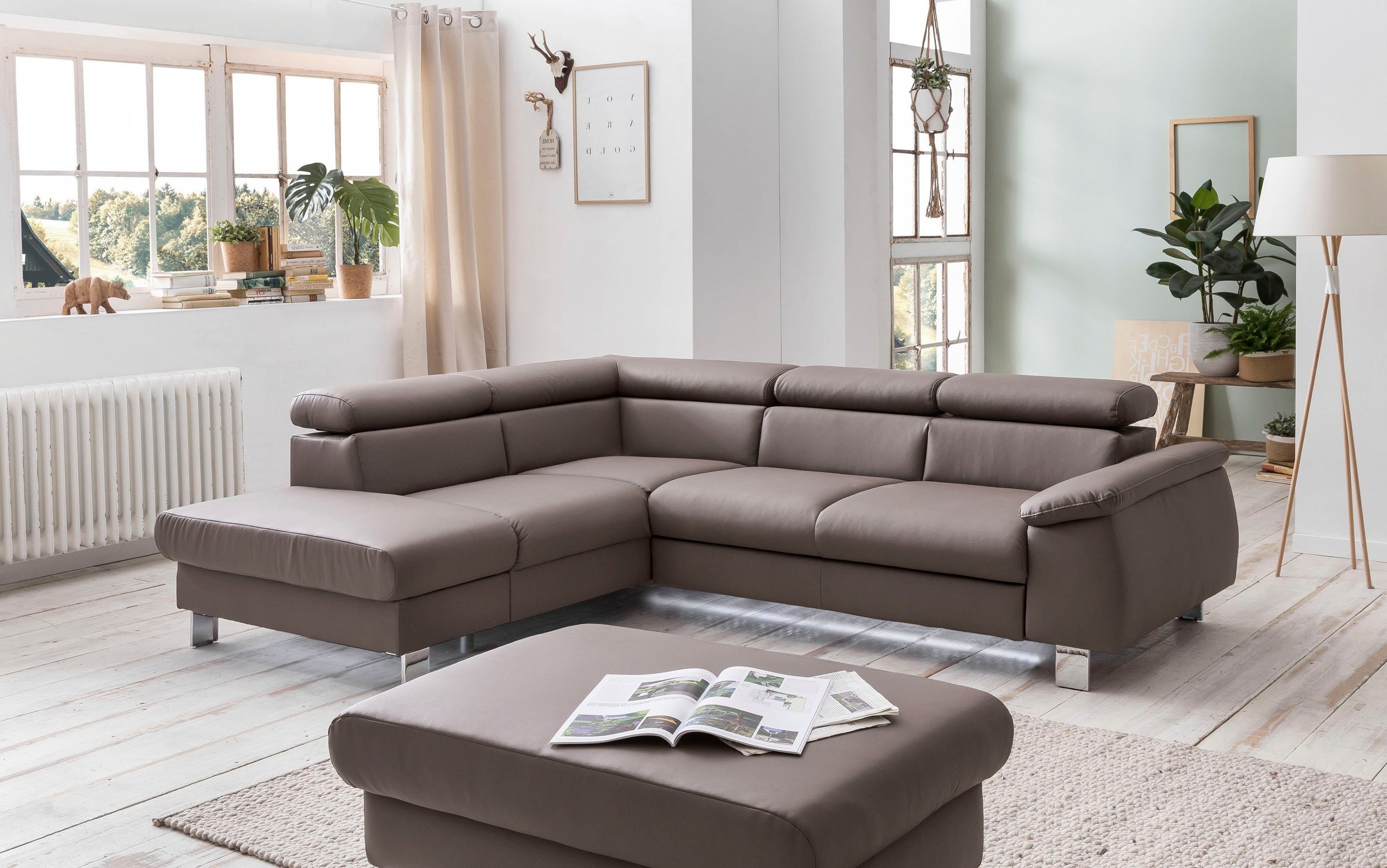 COTTA Polstergarnitur »Komaris L-Form, B: 249 bzw. 100 cm (Set: Ecksofa & Hocker)«, (Set), mit Kopfteilverstellung, optional Bettfunktion, Bettkasten & Licht