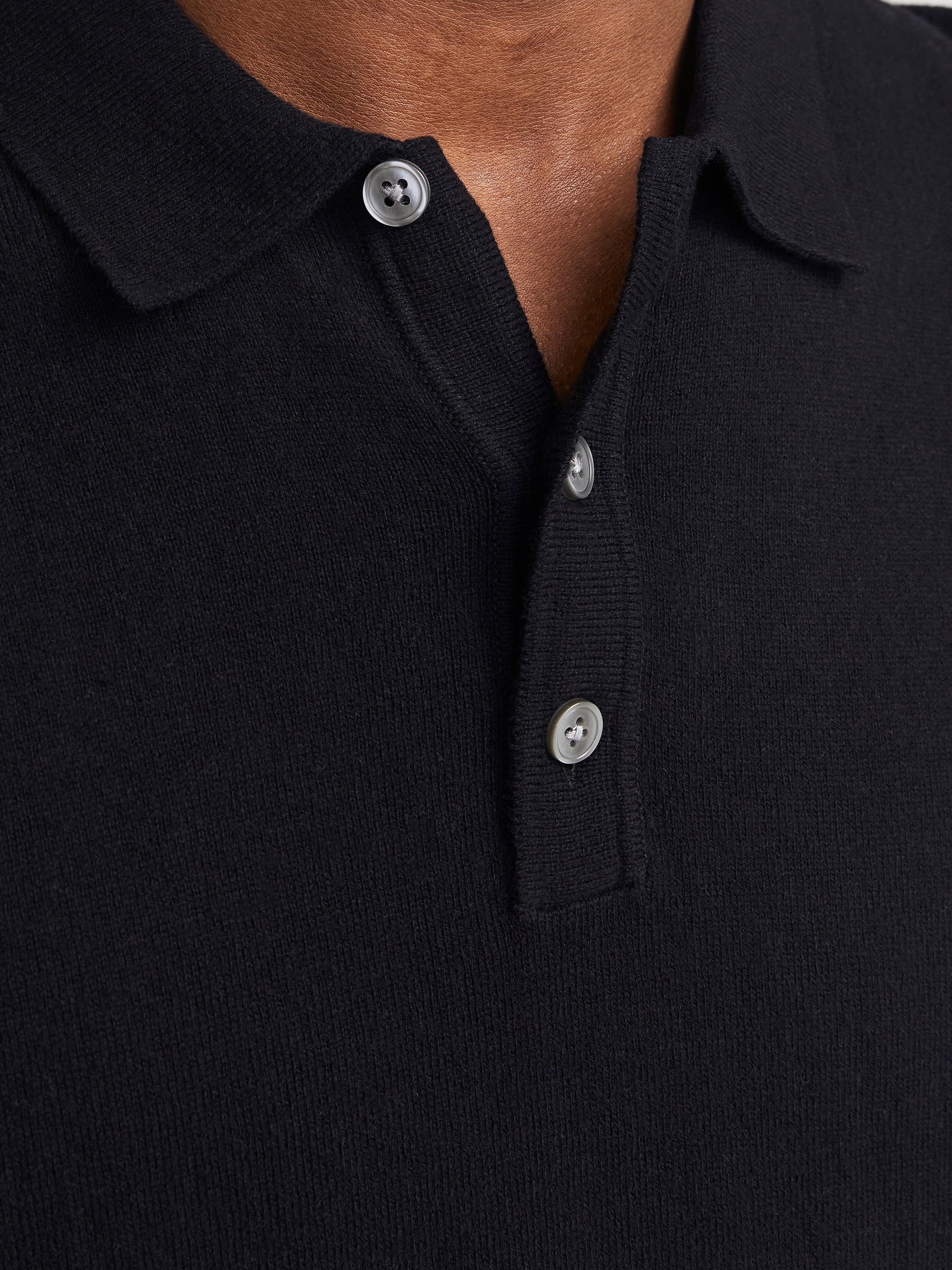 Jack & Jones Kurzarmpullover »JJEEMIL KNIT RELAXED POLO SS SN« mit Polo Kragen