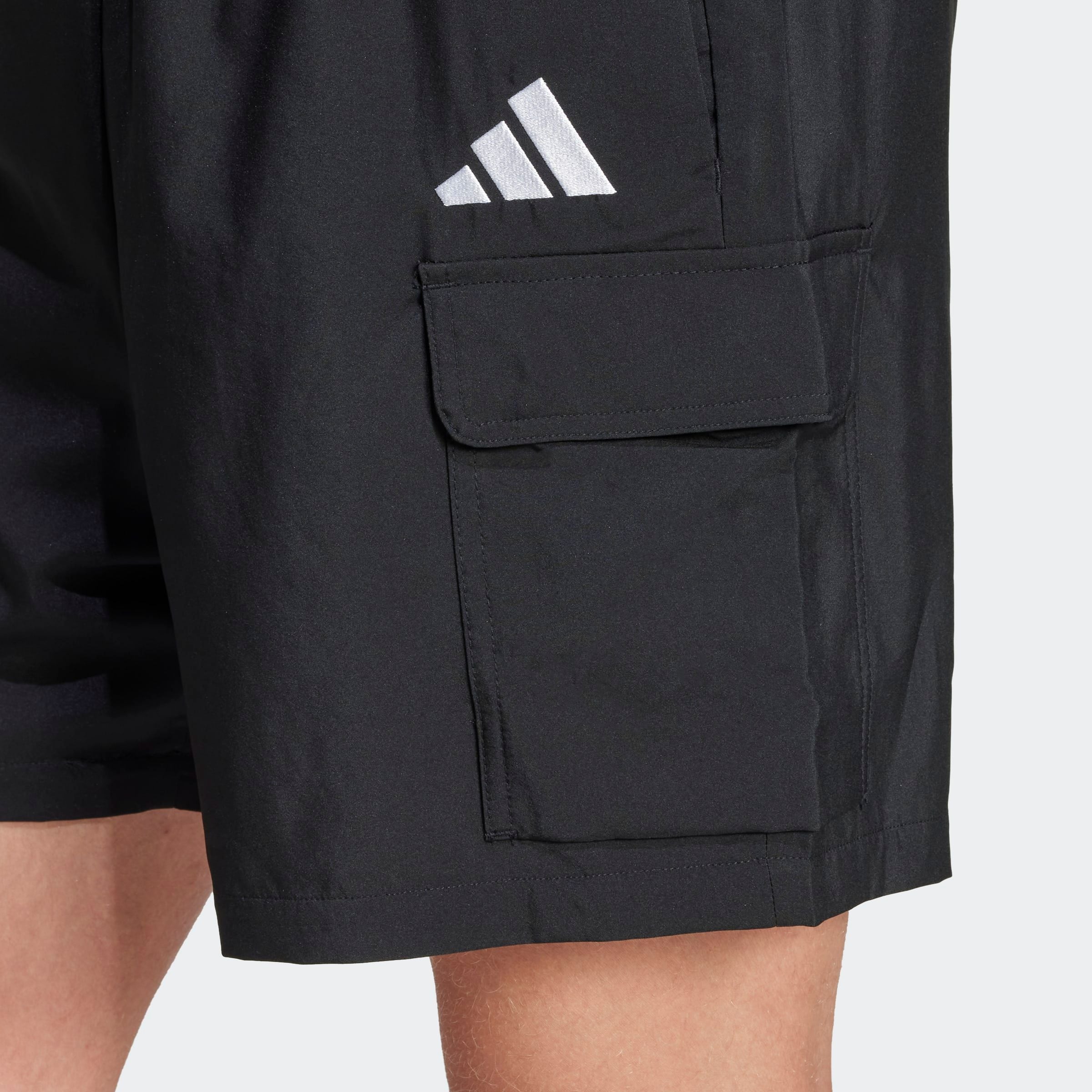 adidas Sportswear Shorts »ESSENTIALS SMALL LOGO CARGO CHELSEA«