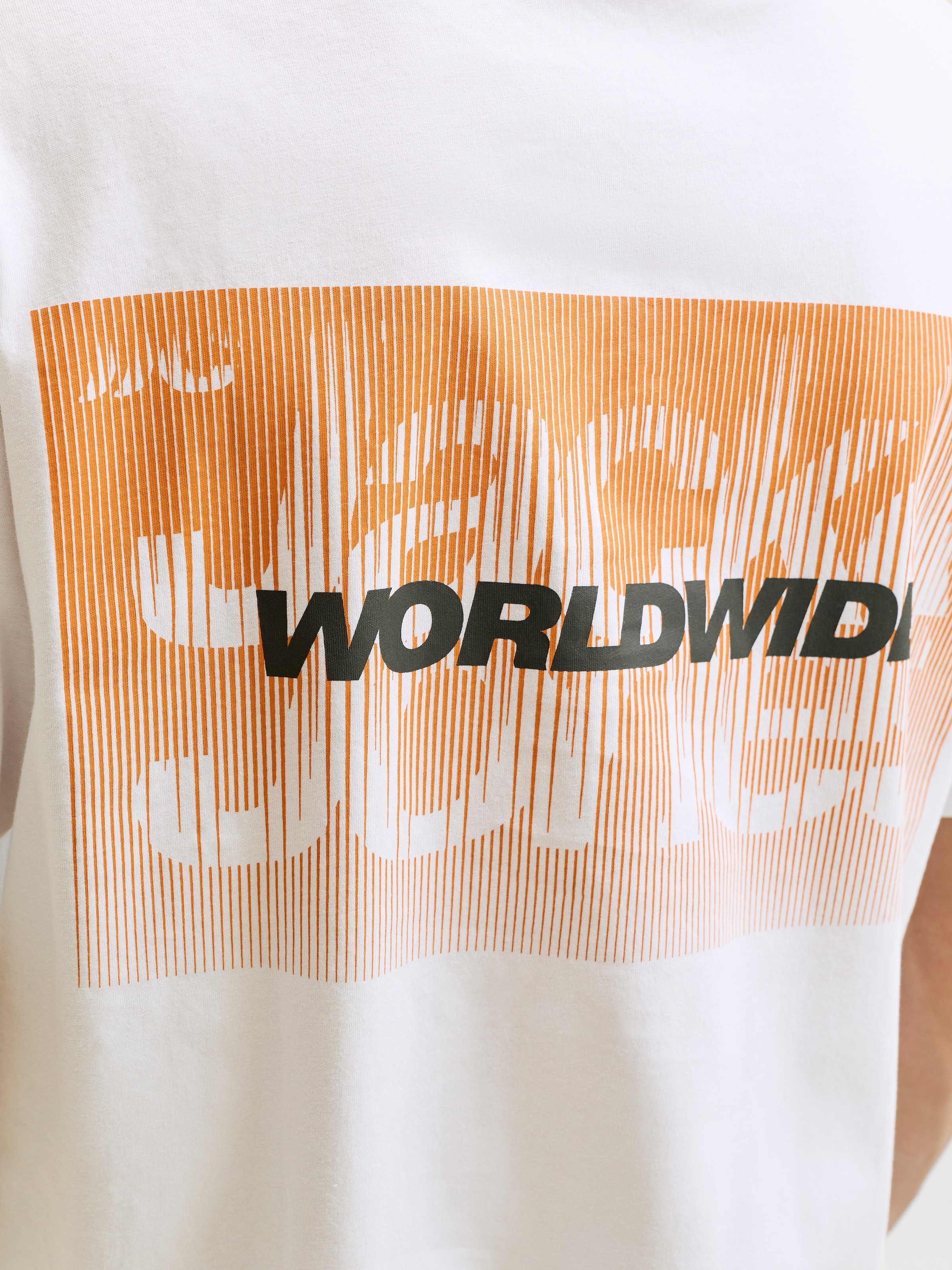 Jack & Jones T-Shirt »JCOECHO GRAPHIC BACK PRINT SS TEE CN FST« Baumwolle, regular fit