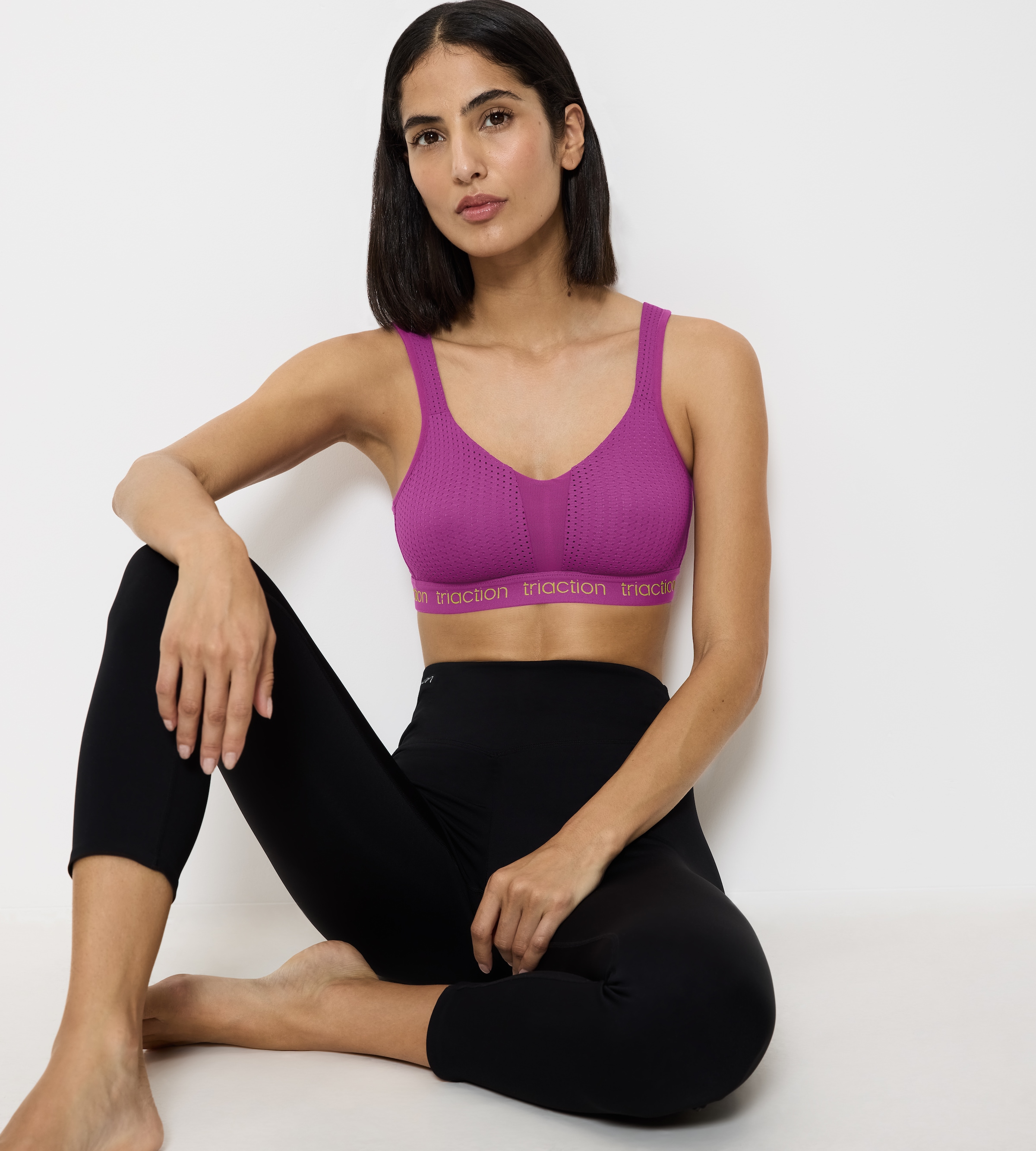 triaction by Triumph Sport-BH »Triaction Energy Lite N EX«, atmungsaktiv und extremer Halt