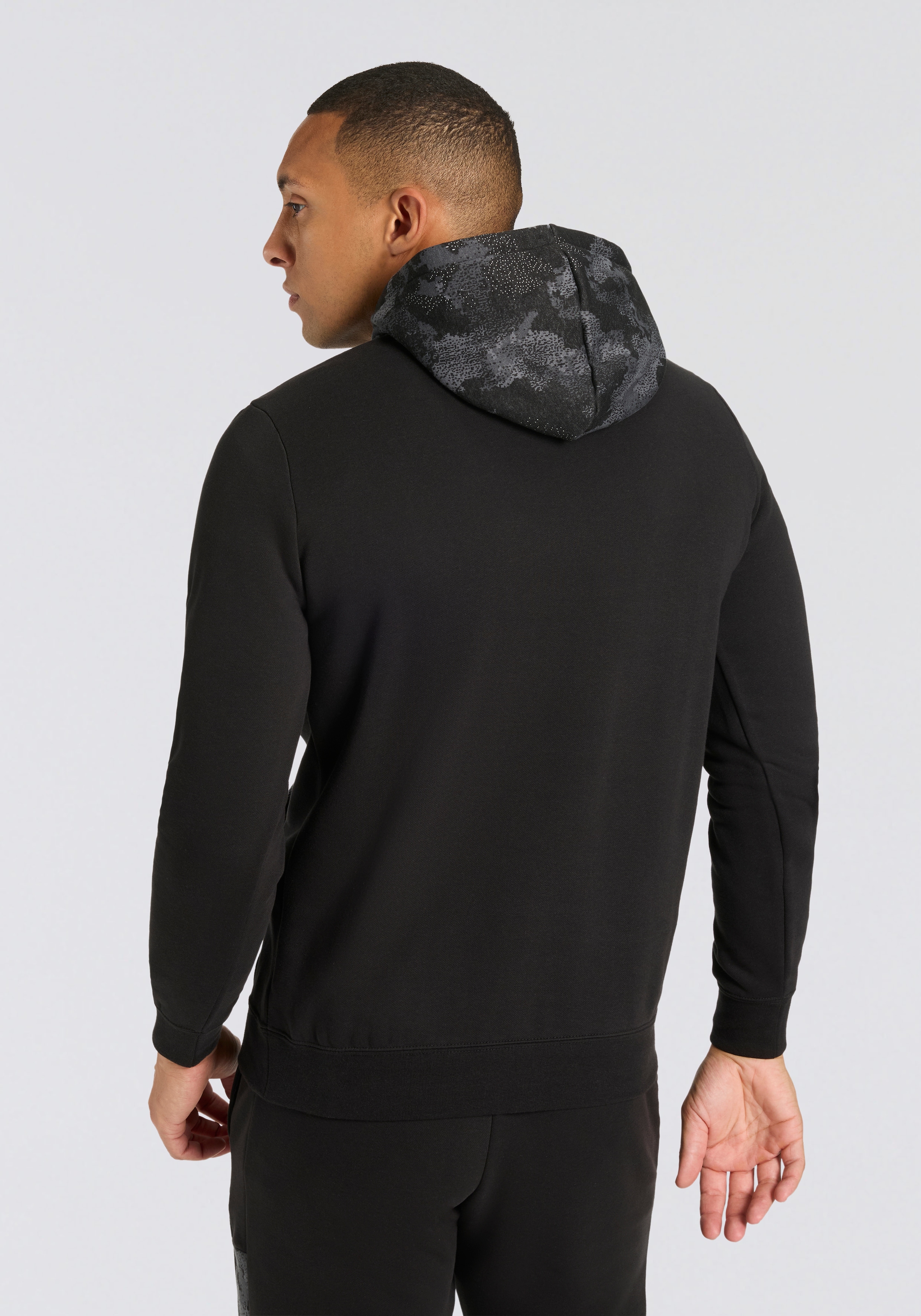 PUMA Kapuzensweatshirt »ESS CAMO HOODIE FL«

