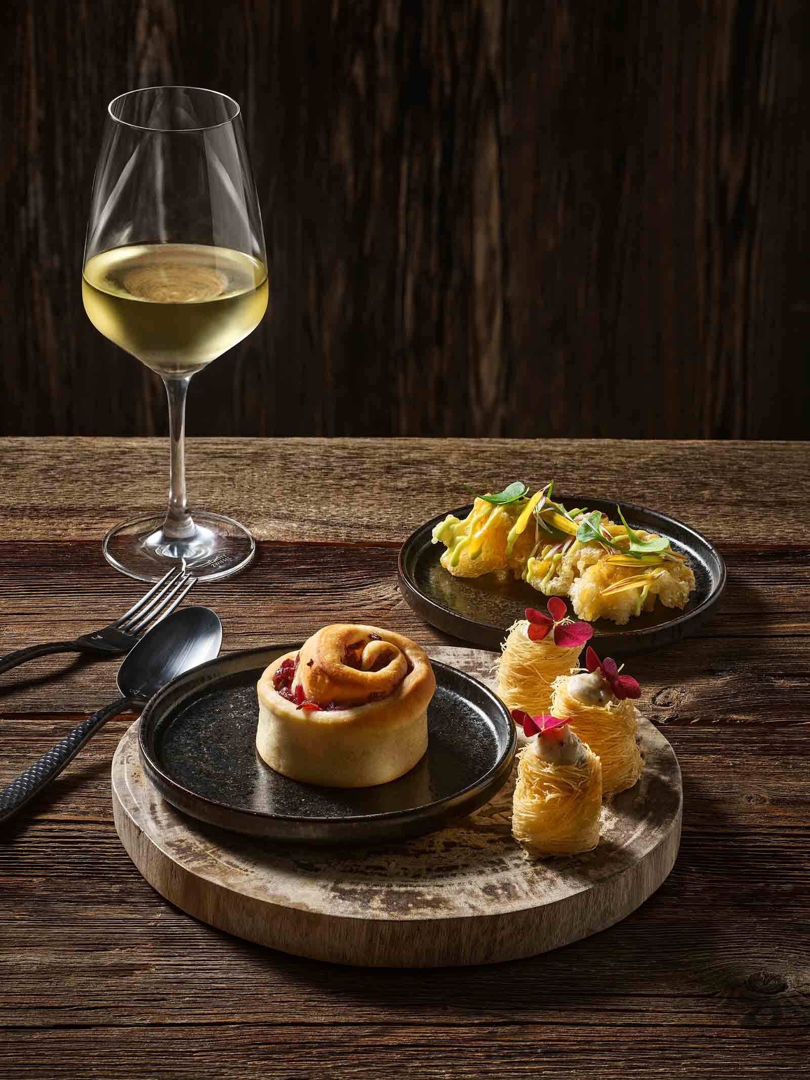 SCHOTT-ZWIESEL Gläser-Set »Gläser-Set Tulip 12er Set transparent« Spülmaschinengeeignet