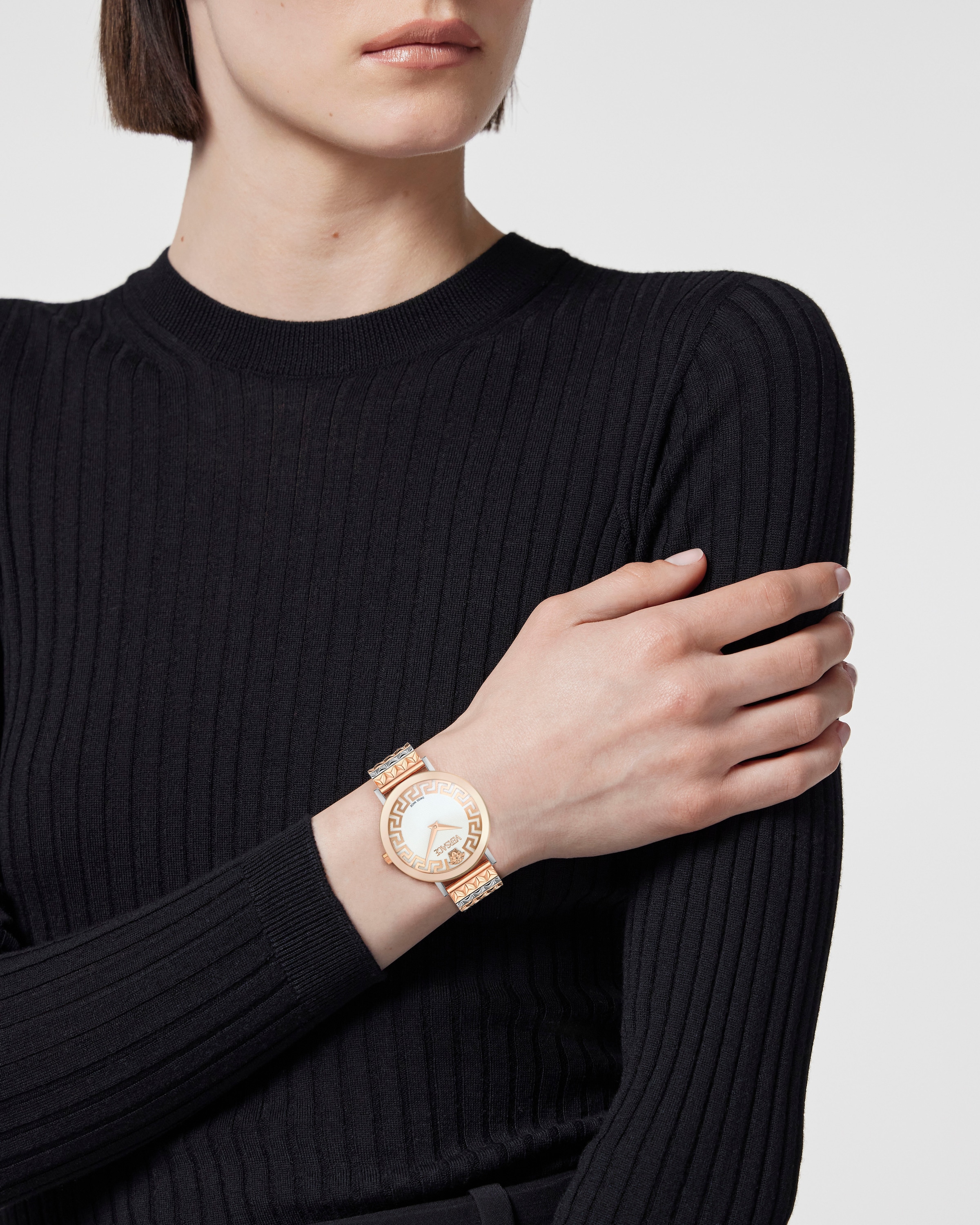 Versace Quarzuhr »VERSACE DAEDALUS«, Armbanduhr, Damenuhr, Swiss Made, Edelstahlarmband, analog, Saphirglas
