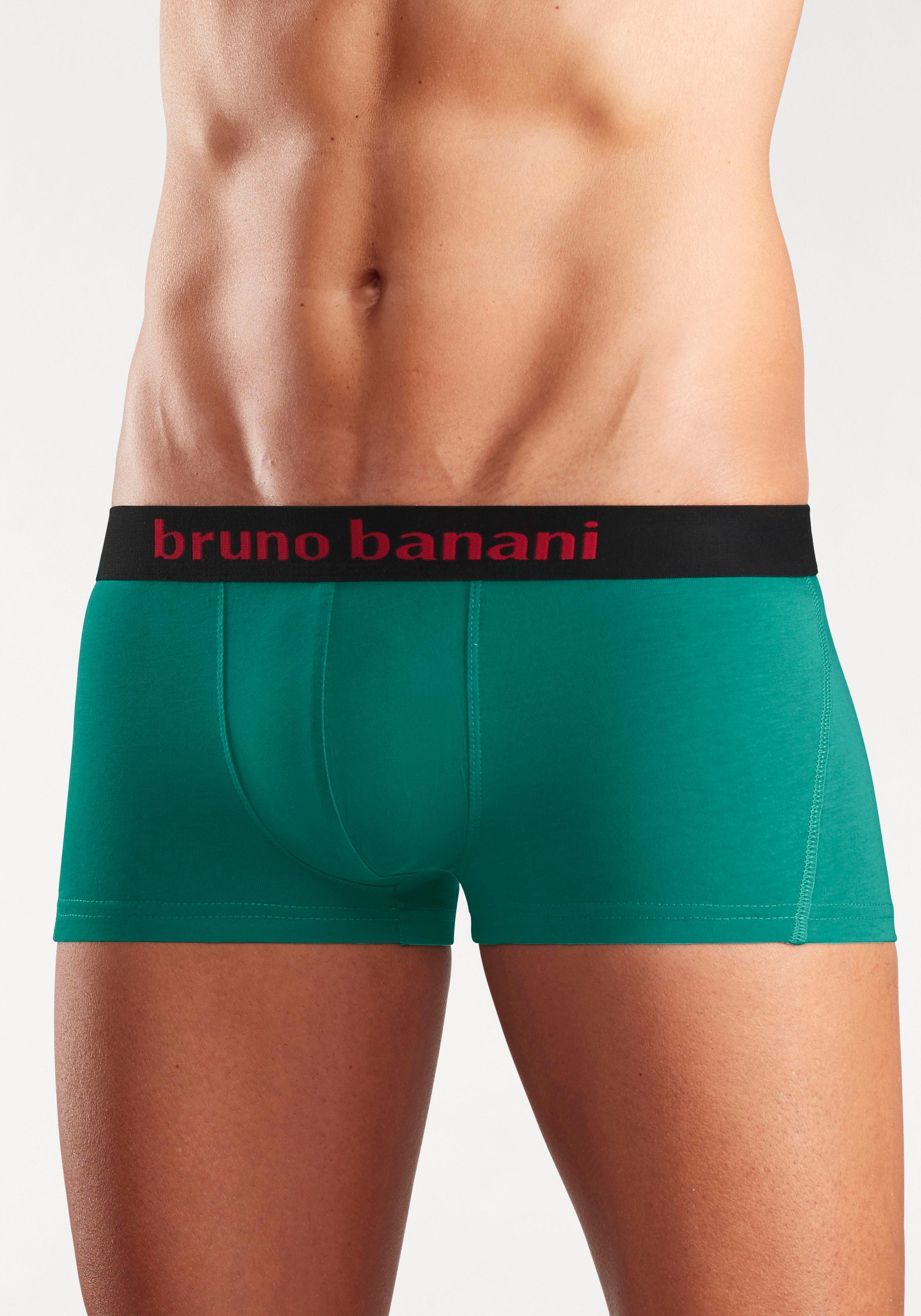 Bruno Banani Hipster, (Packung, 4 St.), knapp sitzende Boxershorts mit Logo Webbund aus Baumwollmischung