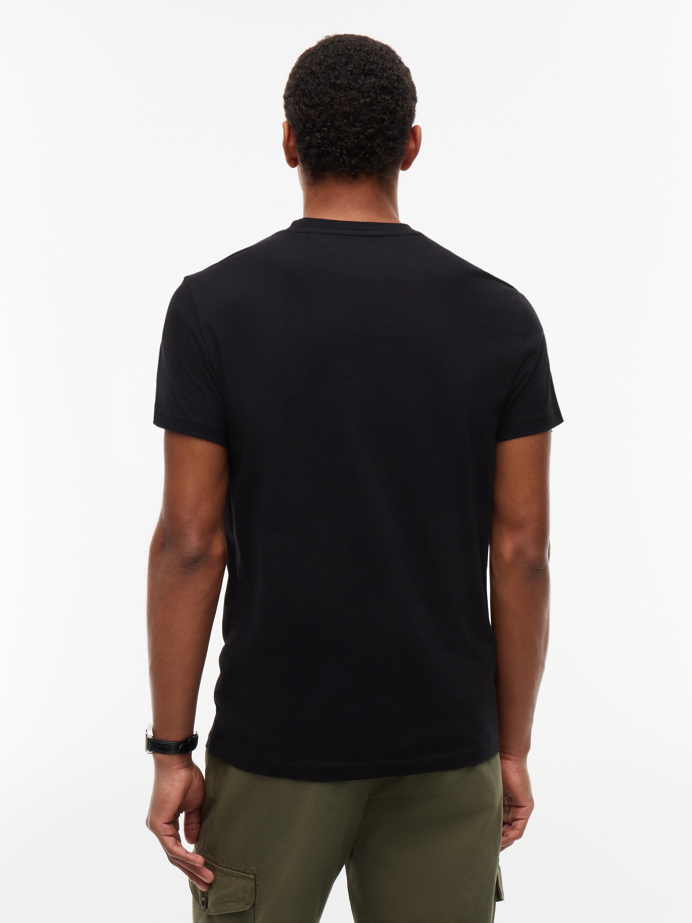 Tommy Jeans T-Shirt »SLIM SIGNATURE CHEST TEE« Slim fit mit Rundhalsausschnitt
