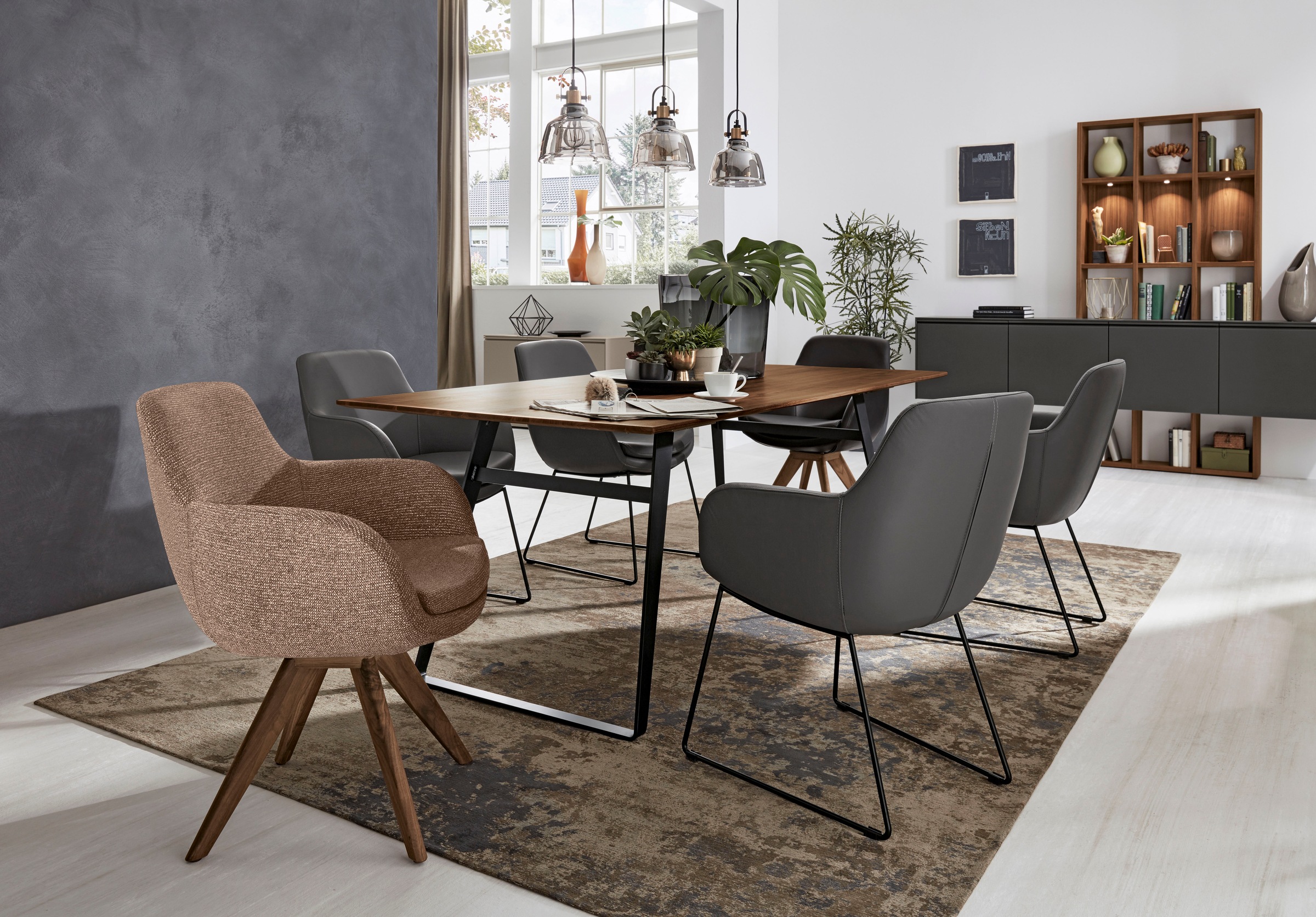 Musterring Esszimmerstuhl »Tavia«, (Set), 2 St., Chenille, Stativgestell Wildnussbaum, Drehfunktion optional, diverse Farben