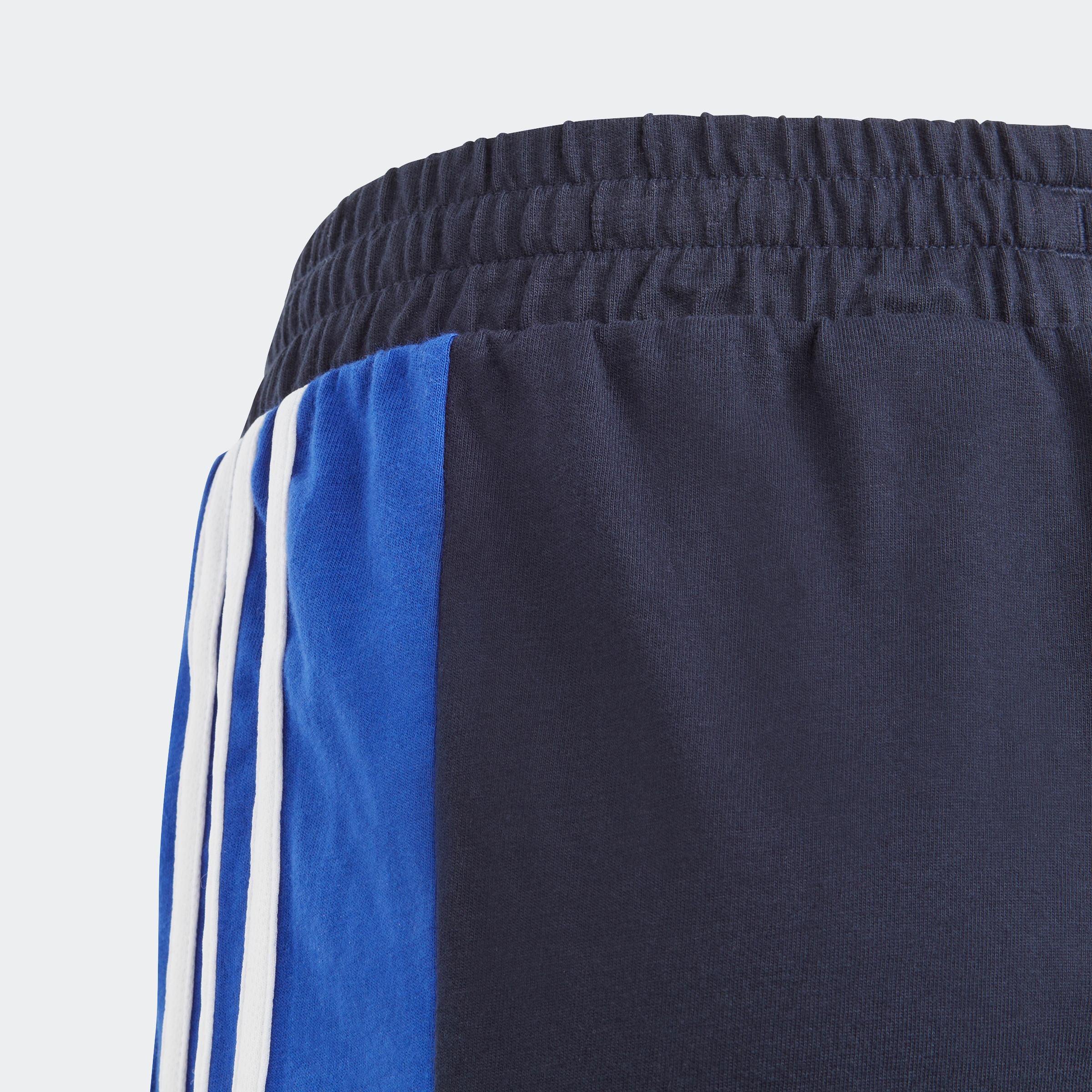 Sportswear adidas 3-STREIFEN REGULAR bei »COLORBLOCK ♕ Shorts (1 FIT«, tlg.)