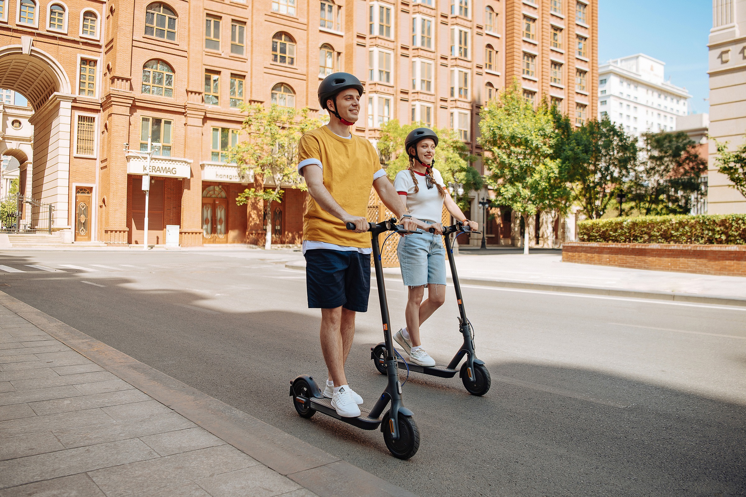 Xiaomi E-Scooter »Mi Electric Scooter 3 Lite 8,5 Zoll«, Electric Scooter, mit Straßenzulassung, bis zu 20 km Reichweite