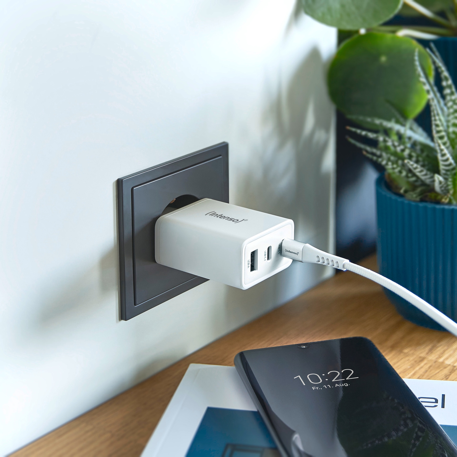 Intenso USB-Ladegerät »GaN Power Adapter W65ACC, 65W USB-A und 2x USB-C«