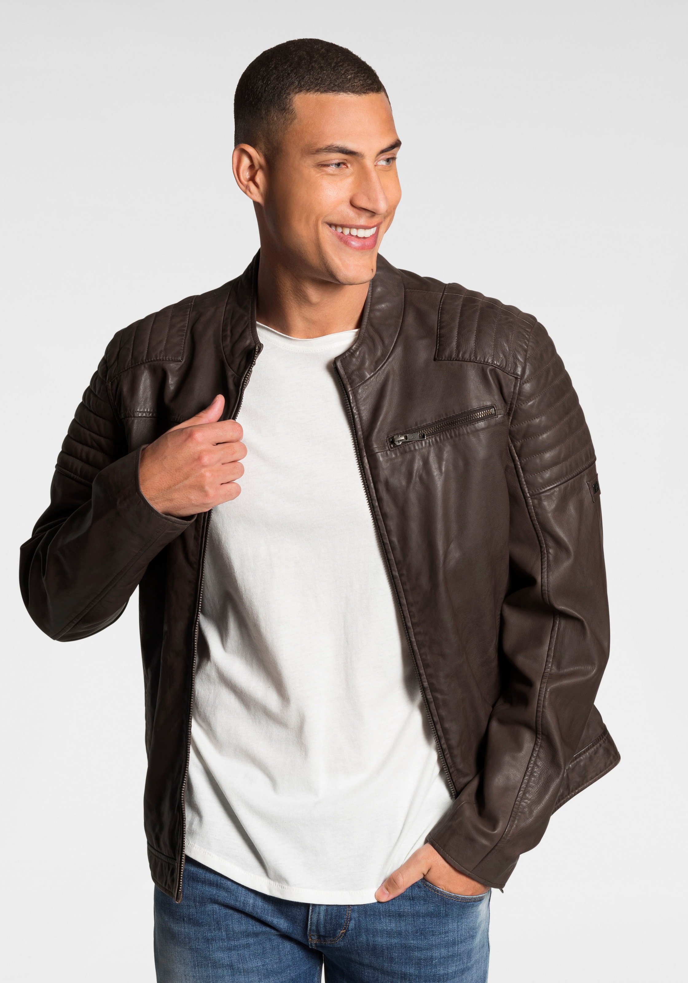 Bruno Banani Lederjacke »Rocha«, aus Lammnappaleder, schmaler Schnitt, mit Eingrifftaschen