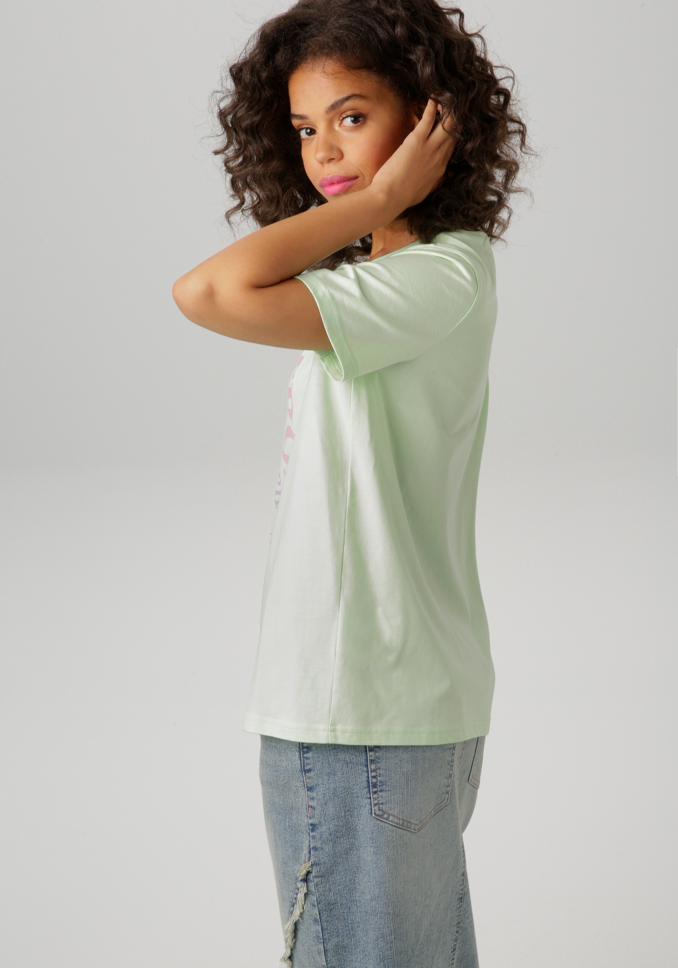 Aniston CASUAL T-Shirt mit farbharmonischen Frontprint aus Foliendruck
