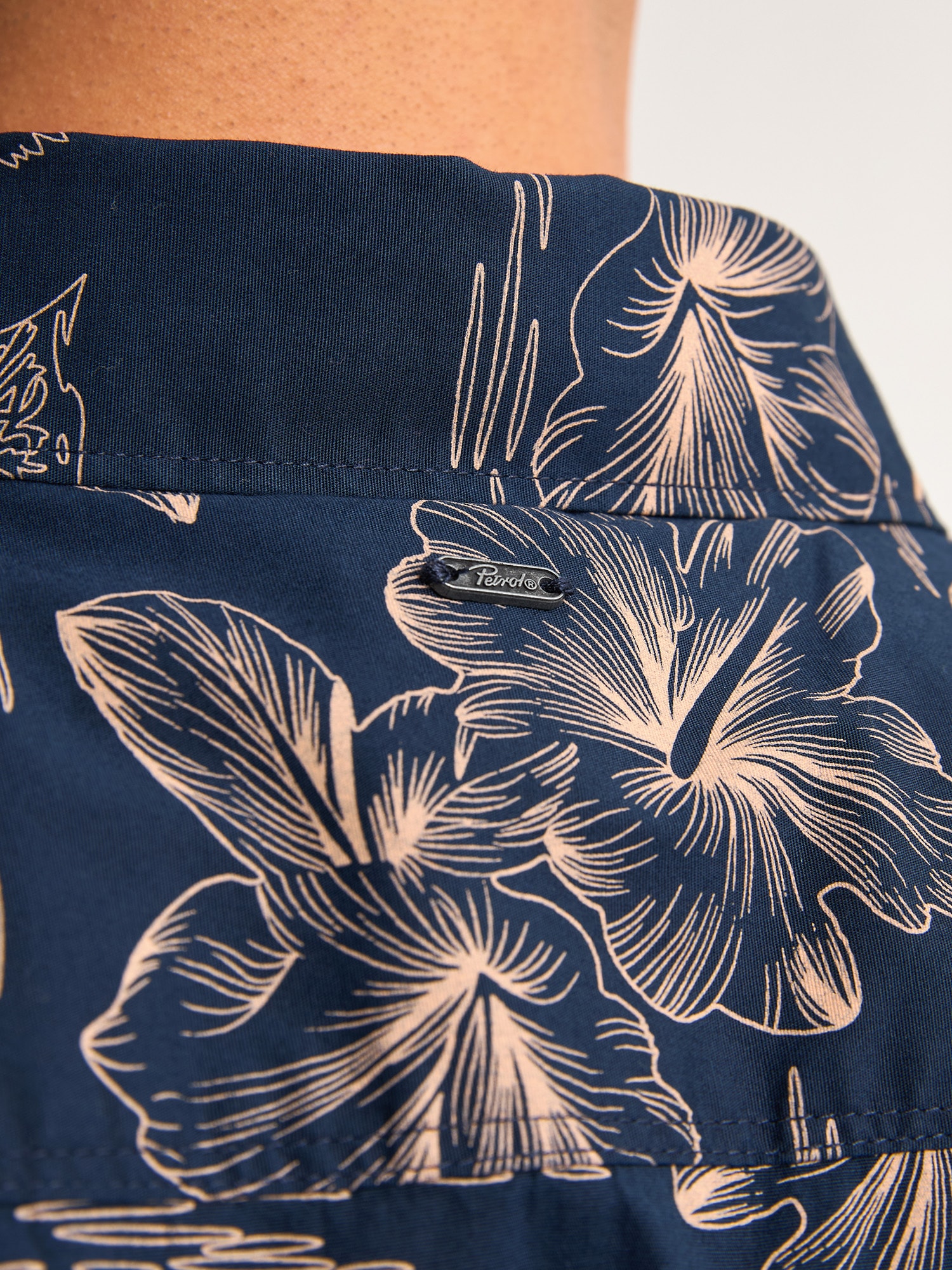 Petrol Industries Kurzarmshirt mit All-Over Print