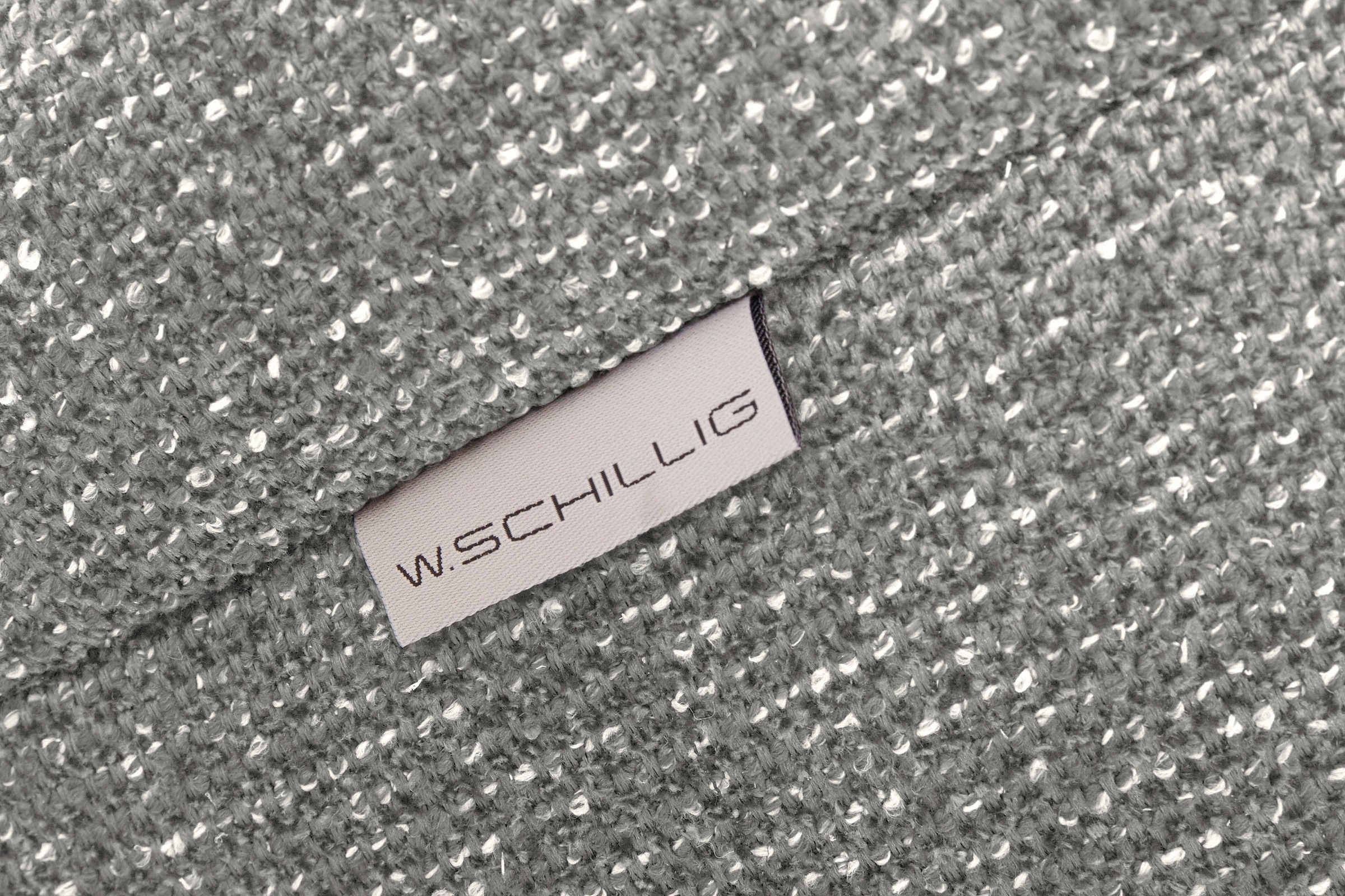 W.SCHILLIG Ecksofa »finn, Designsofa mit tollem Sitzkomfort, bequem, L-Form«, German Design Award 2016, Fußgestell Nussbaum natur, Breite 281 cm