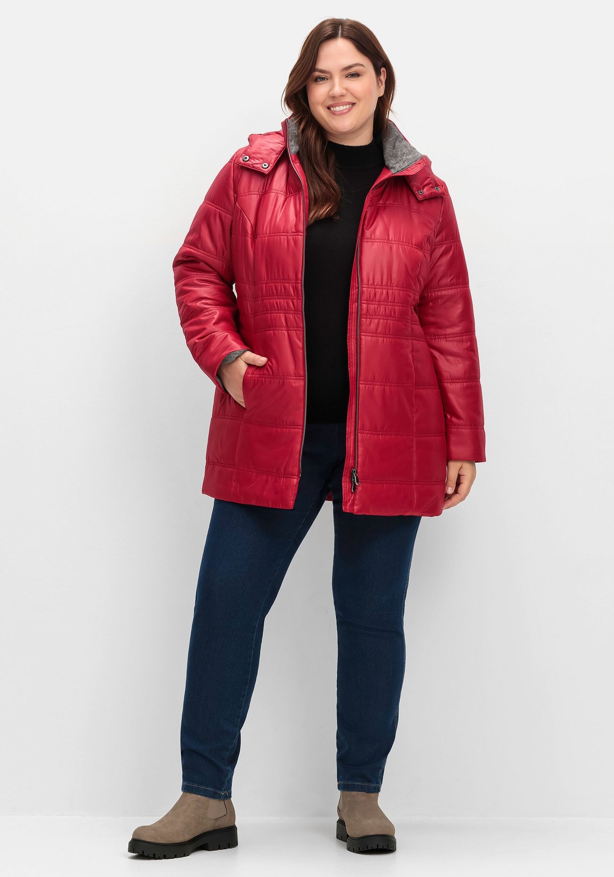 Sheego Steppjacke »Steppjacke mit Kapuze und Flanell-Details«