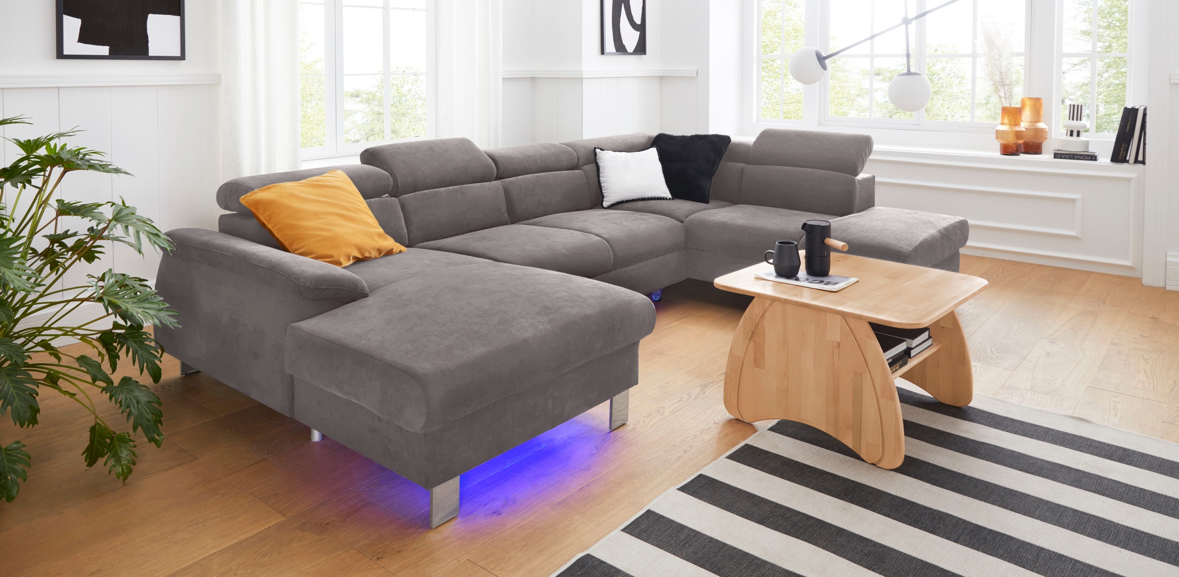 COTTA Wohnlandschaft »Komaris U-Form«, inklusive Kopfteilverstellung, wahlweise mit Bettfunktion und RGB-LED