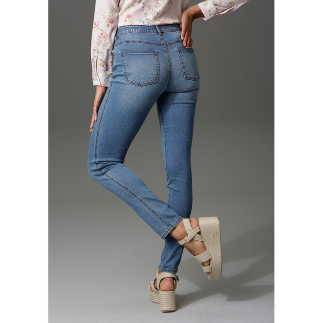Aniston CASUAL Slim-fit-Jeans, regular Waist bei ♕