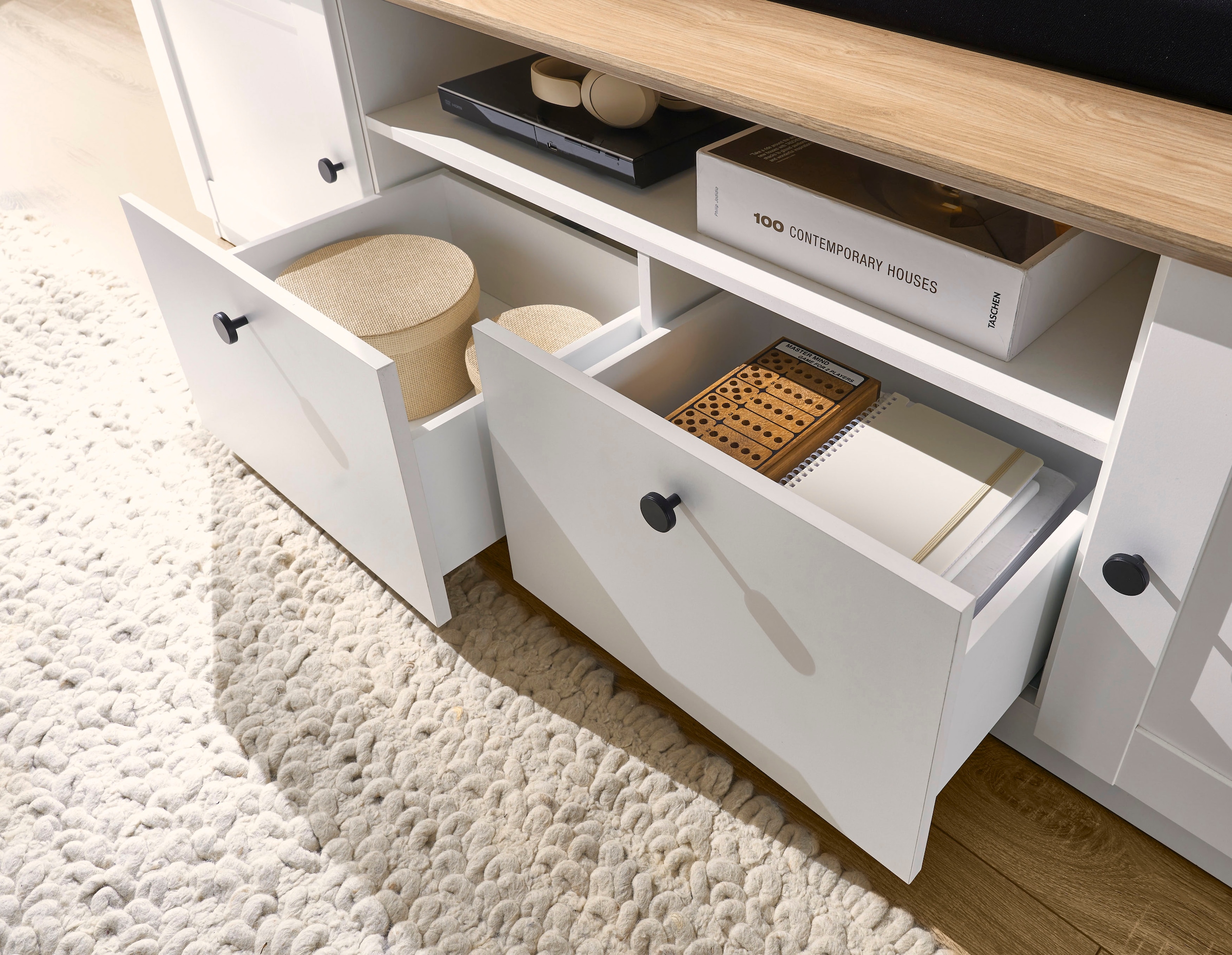 OTTO home Lowboard »Brest, TV-Unterschrank, Kommode, TV-Schrank im Landhausstil« schwarze Metallgriffe, ausreichend Stauraum, 204 cm breit