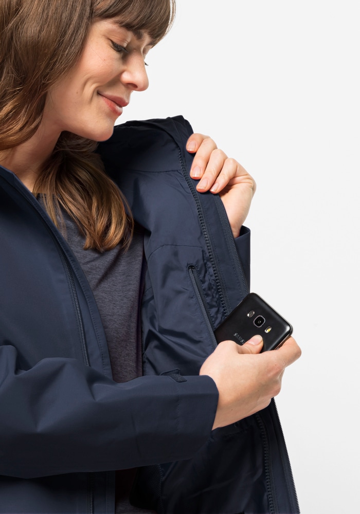 Jack Wolfskin Outdoorjacke »BESLER 2L JKT W«, mit Kapuze