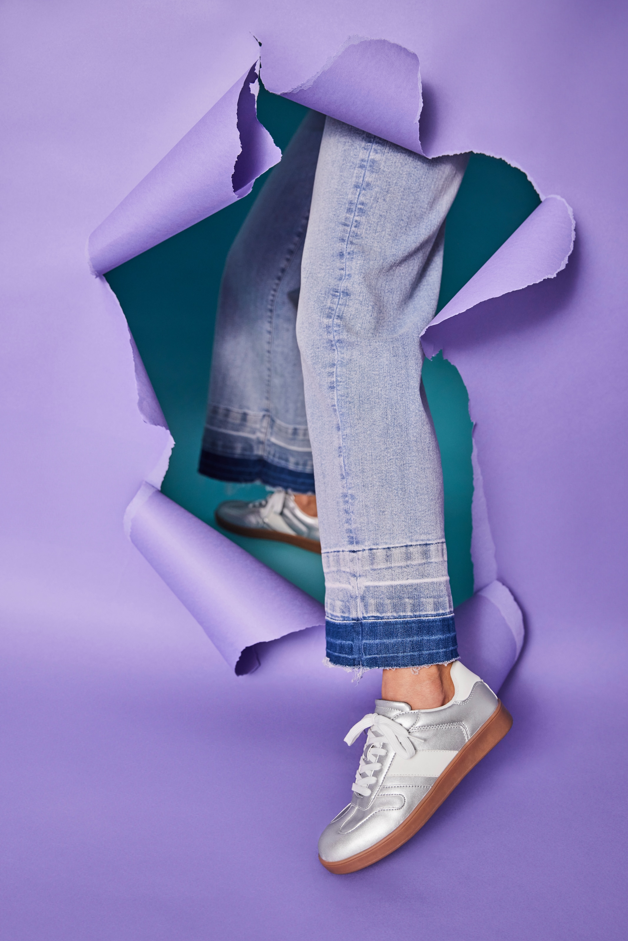 Aniston SHOES Sneaker, Retro-Sneaker, Freizeitschuh, Schnürschuh - neue KOLLEKTION
