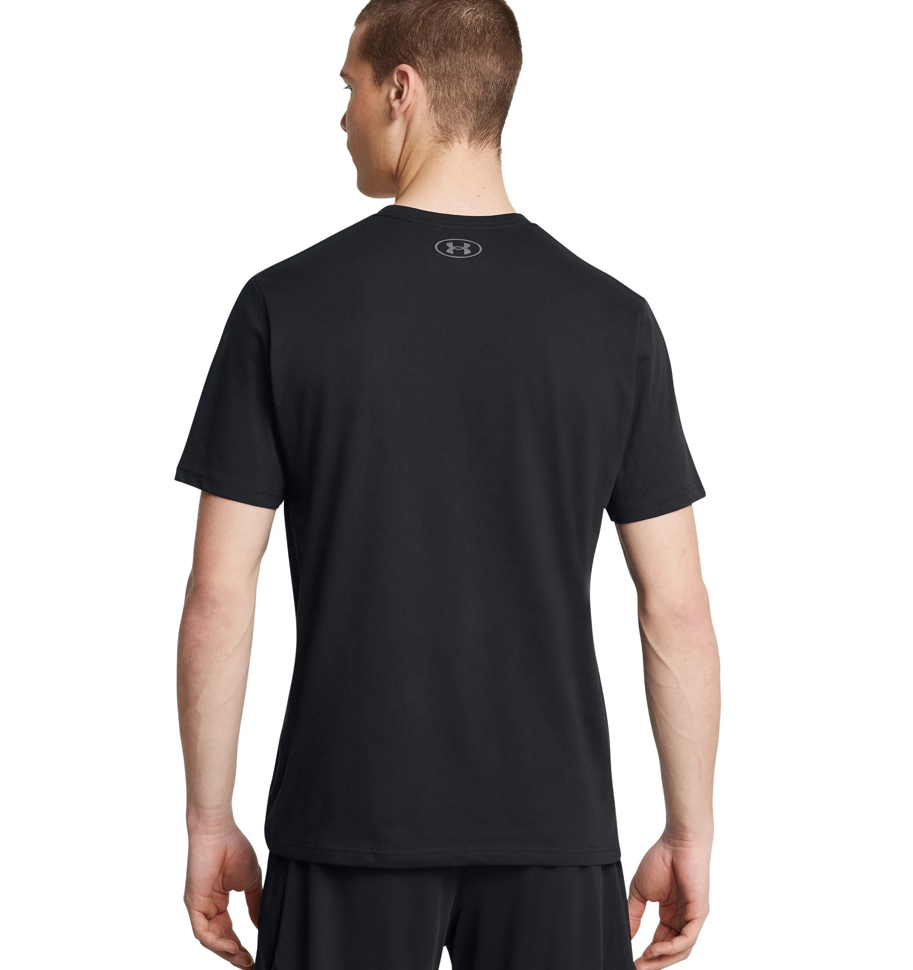Under Armour® T-Shirt »UA M BOXED SPORTS UPDATED SS« sportlicher Stil, Rundhalsausschnitt, aus Baumwolle und Polyester
