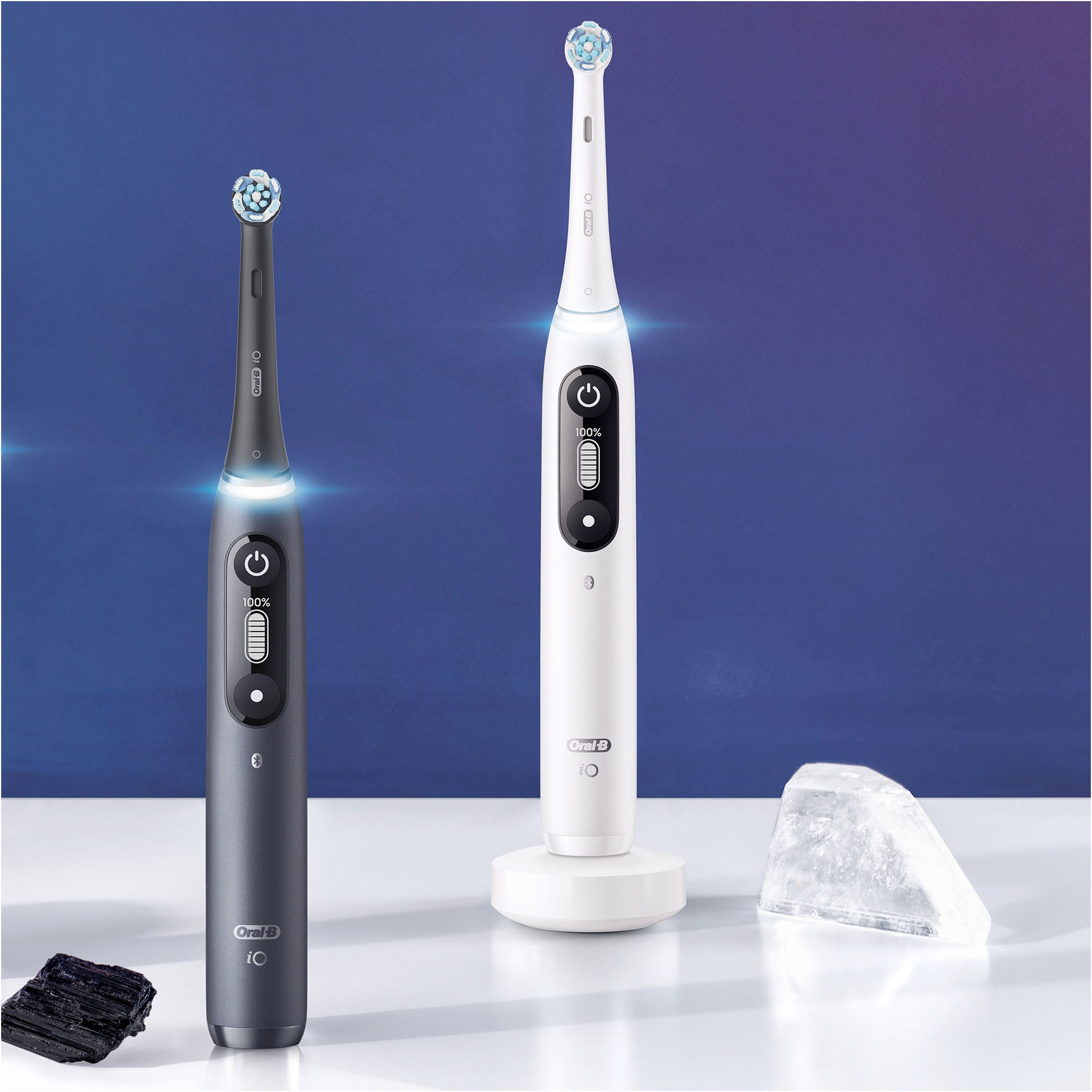 Oral-B Elektrische Zahnbürste »iO 7«, Jahren 2 Black Onyx Alabaster mit Garantie & White XXL Handstück mit 3 Series in Aufsteckbürsten, St. 2