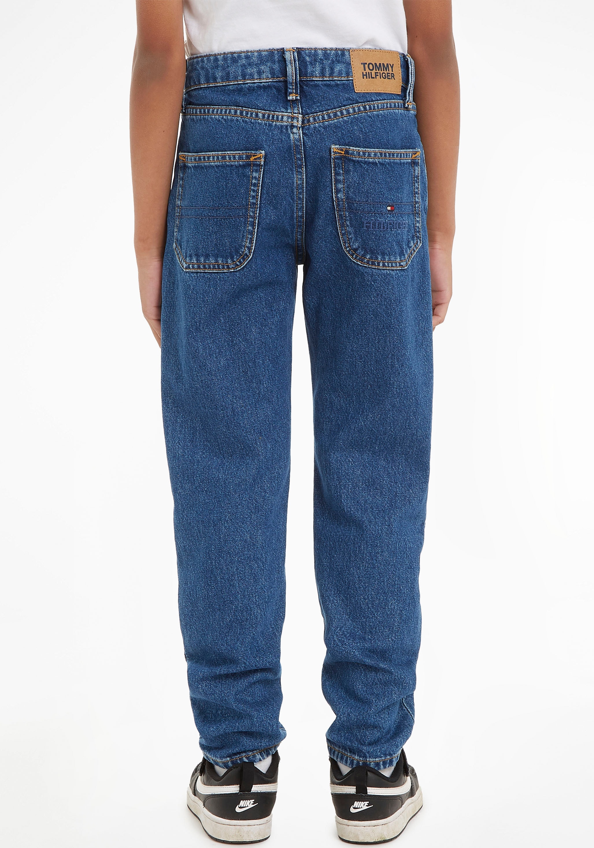 Tommy Hilfiger Stretch-Jeans am hinteren Bundabschluss BLUE«, Leder-Brandlabel MID bei »SKATER mit ♕
