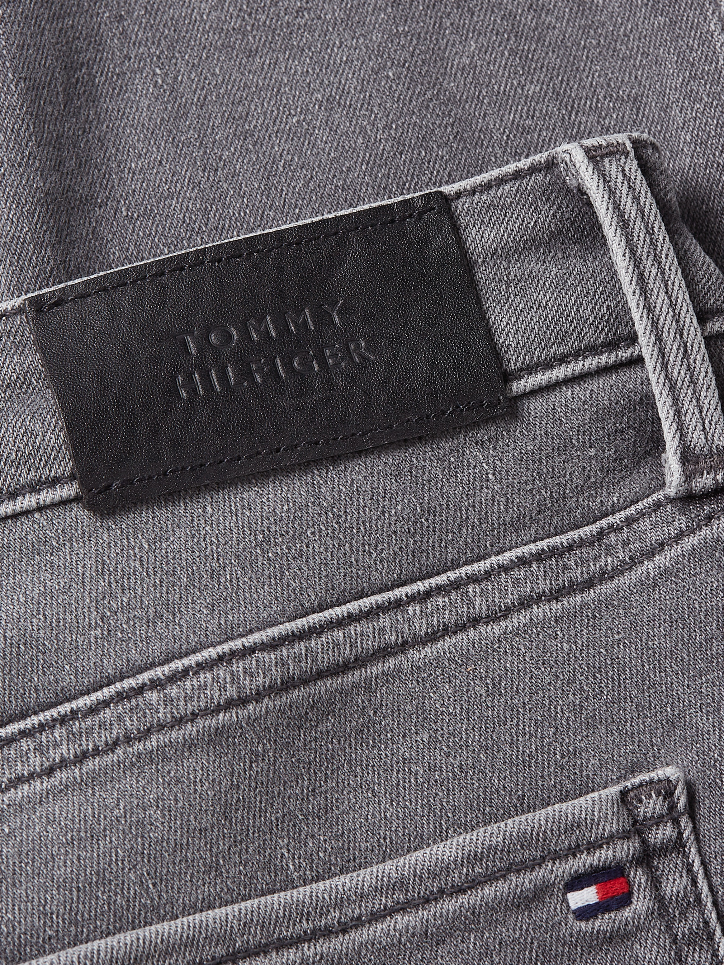 Tommy Hilfiger Skinny-fit-Jeans »HARLEM U SKINNY HW CAL«, mit Tommy Hilfiger Logo-Badge