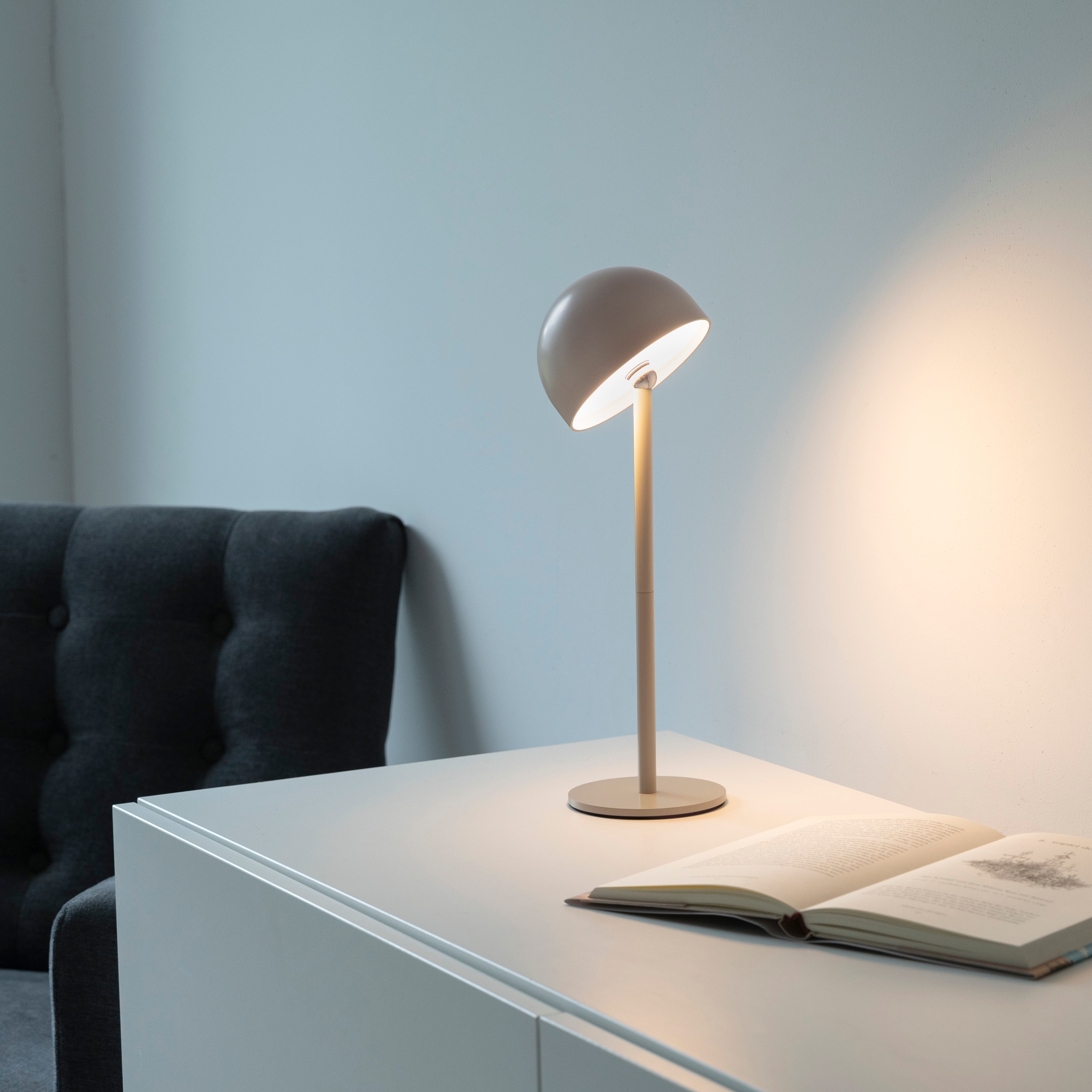 OTTO home Tischleuchte »Akku Tischlampe Garrin Indoor Outdoor, magnetischer Flaschenaufsatz« LED-Board Warmweiß Pilzlampe Flaschenaufsatz, Regulierung der Lichtstärke, Pilz, Lampe