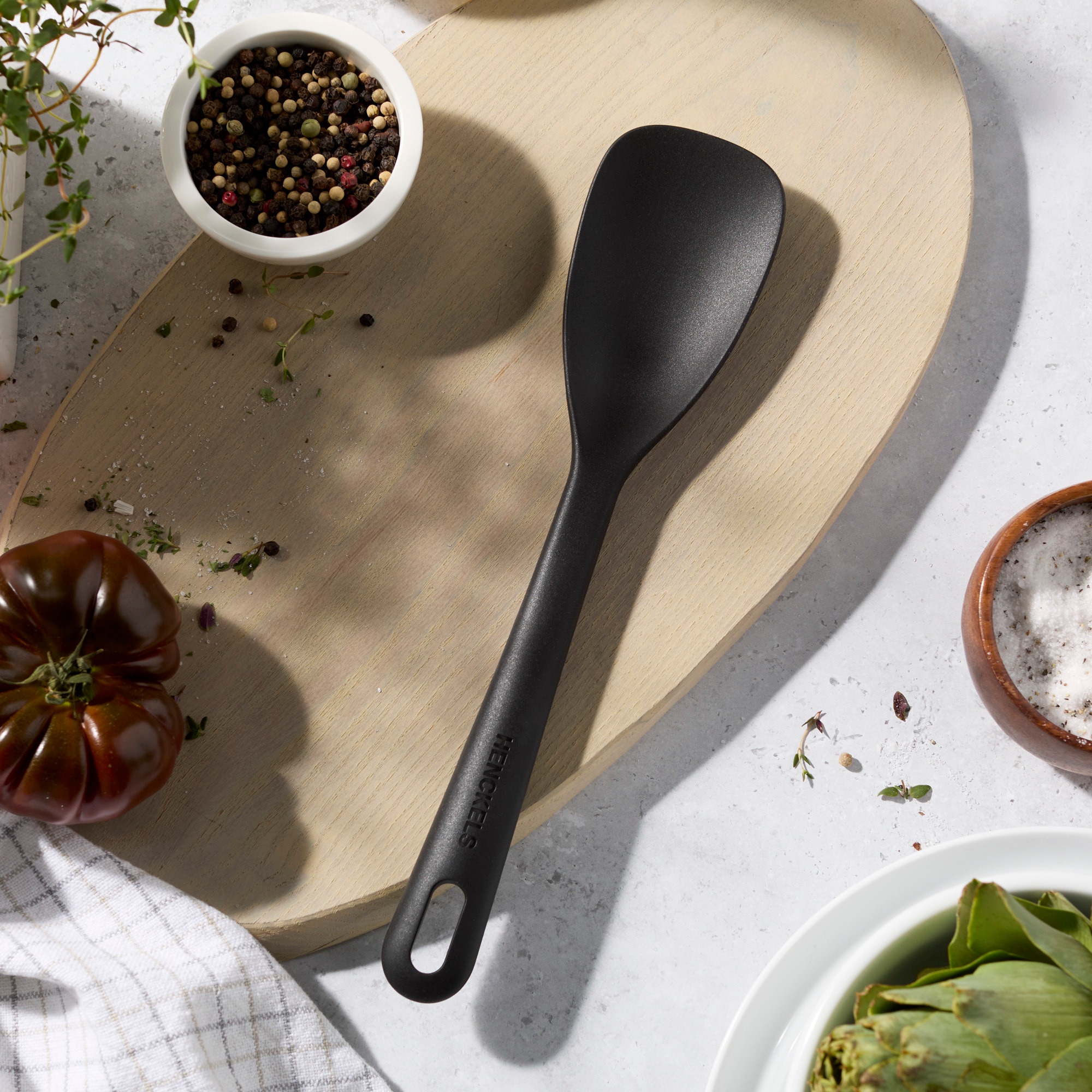 HENCKELS by ZWILLING Servierlöffel »Silicone Onyx« Hitzebeständig, Aufhänge-Öse, Spülmaschinengeeignet